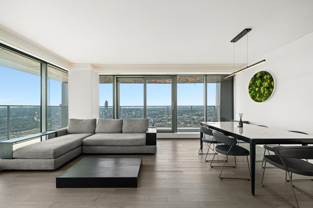 3801 - 1480 Howe Street, Vancouver