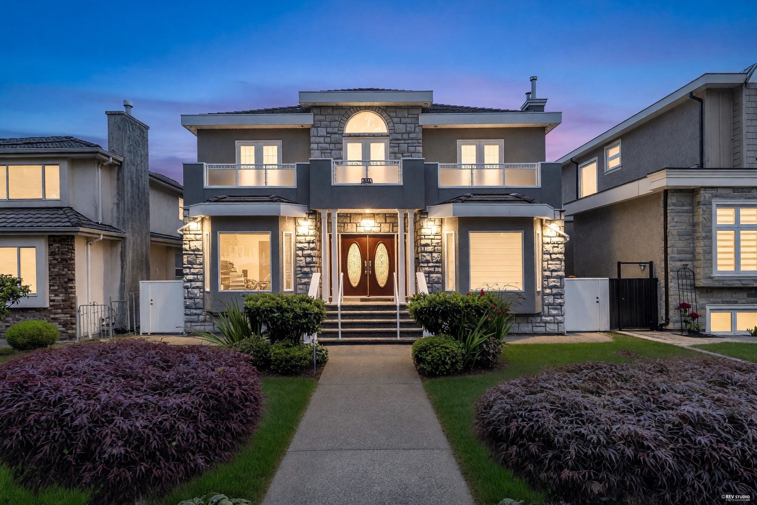 2381 E 40th Avenue, Vancouver, V5R 2V6 — photo 1