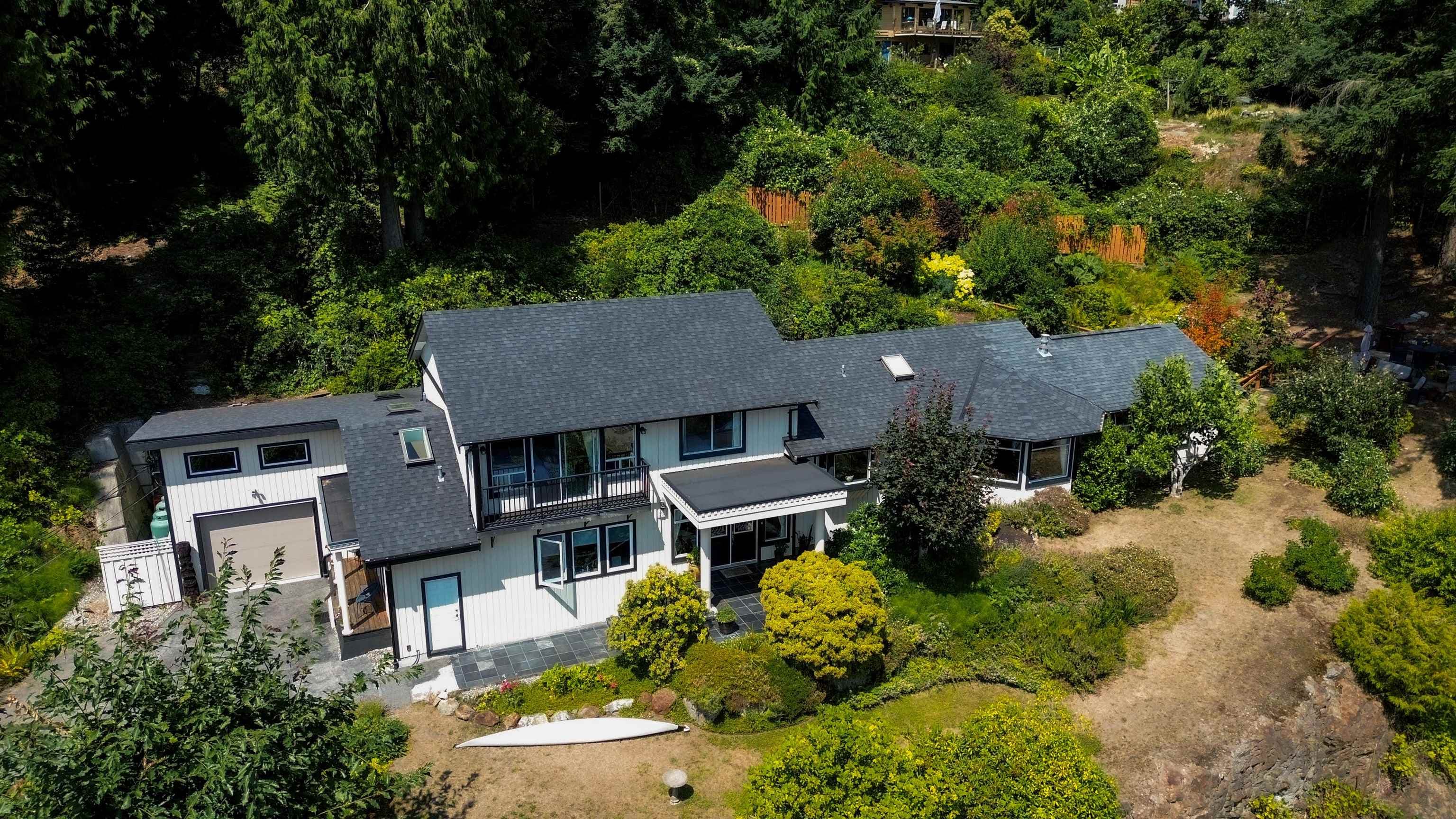 806 Hummingbird Lane, Bowen Island, V0N 1G1 — photo 3