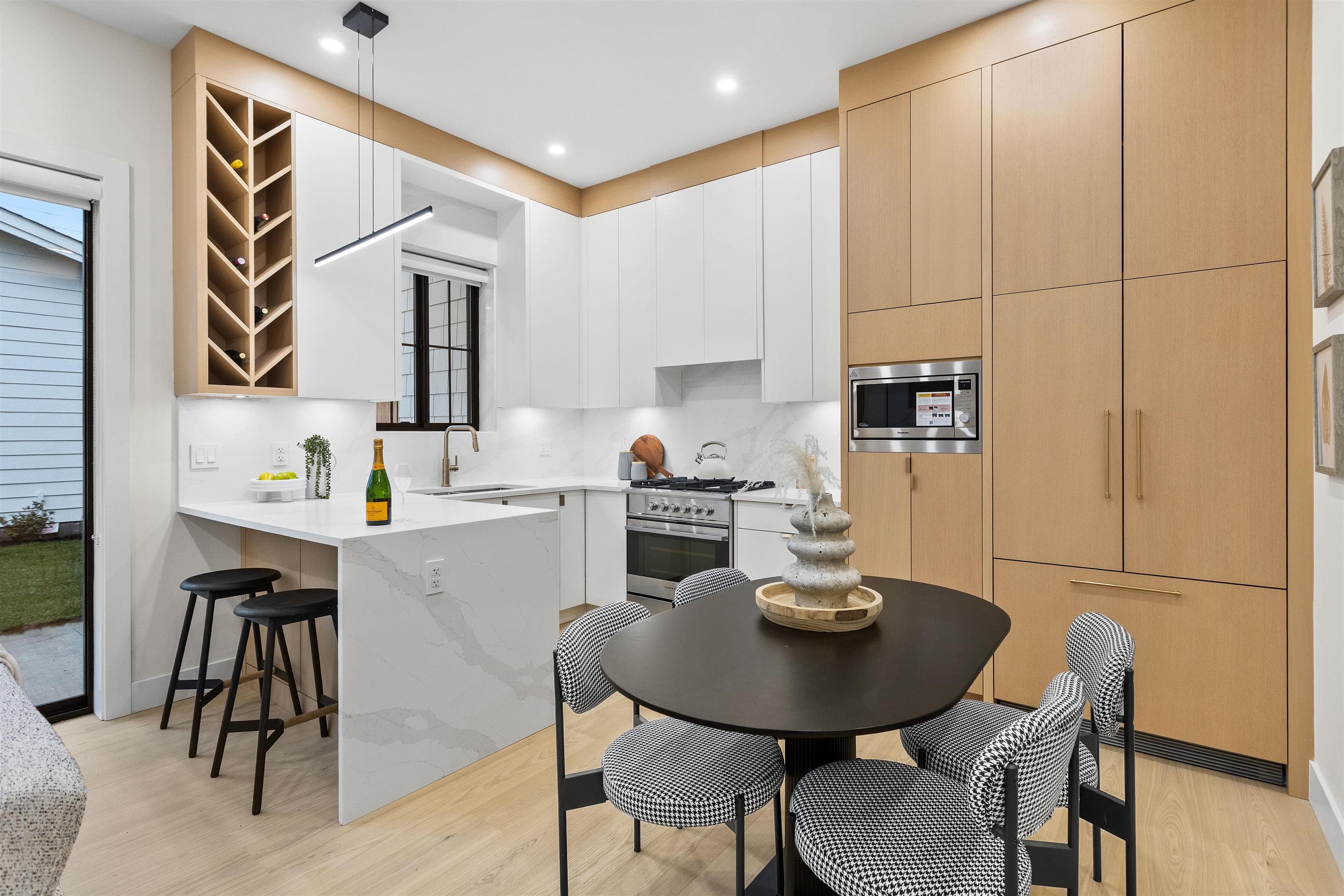 2 - 5306 Culloden Street, Vancouver, V5W 3R6 — photo 1
