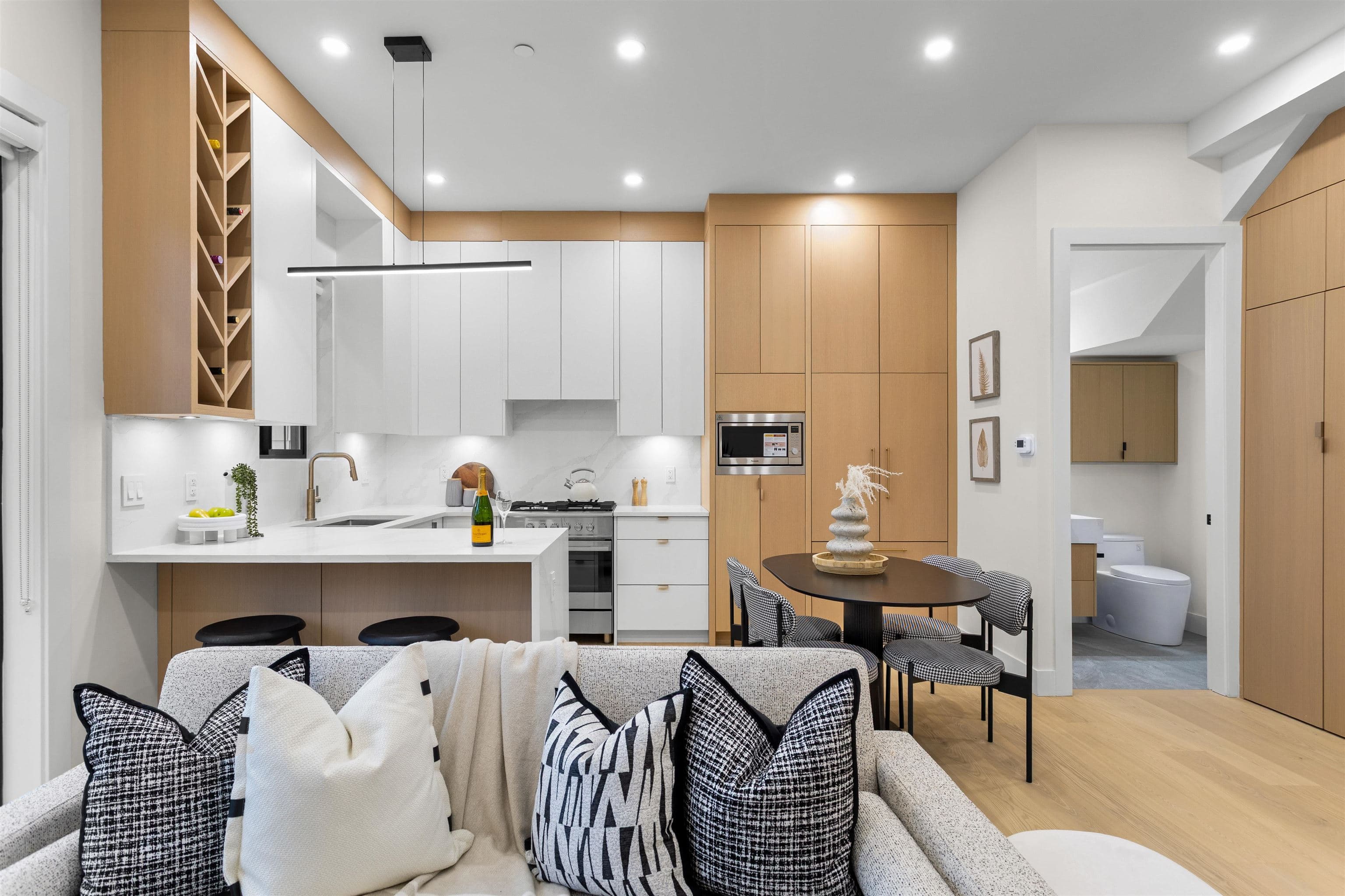 2 - 5306 Culloden Street, Vancouver, V5W 3R6 — photo 4