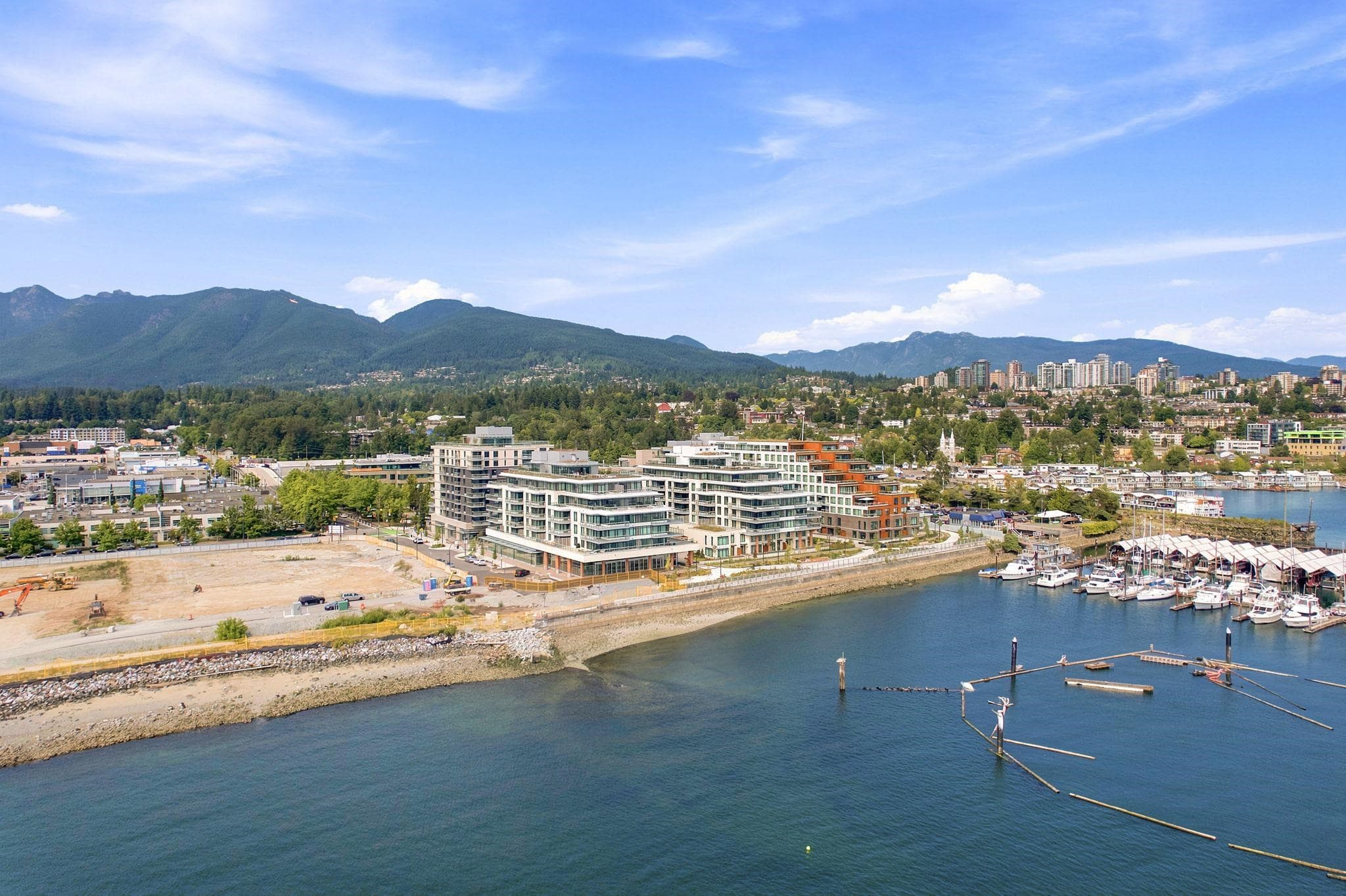 301 - 785 Harbour Way, North Vancouver, V7P 0G3 — photo 1