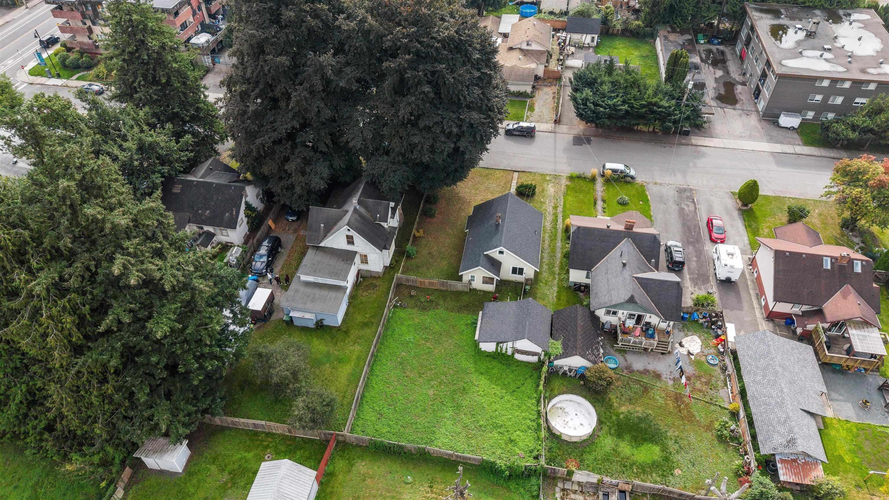 45719 Kipp Avenue, Chilliwack, V2P 1Y6 — photo 2