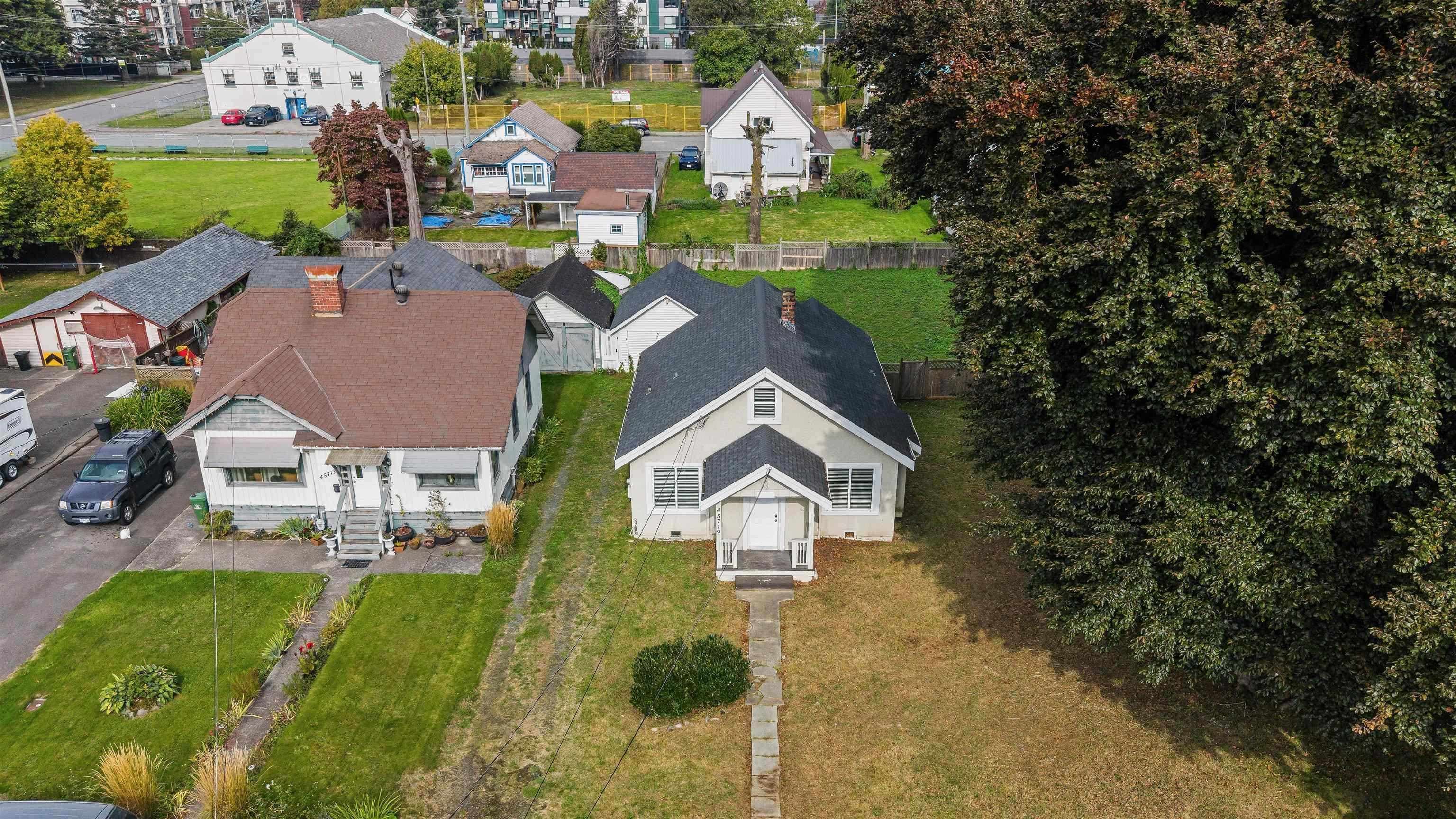 45719 Kipp Avenue, Chilliwack, V2P 1Y6 — photo 1
