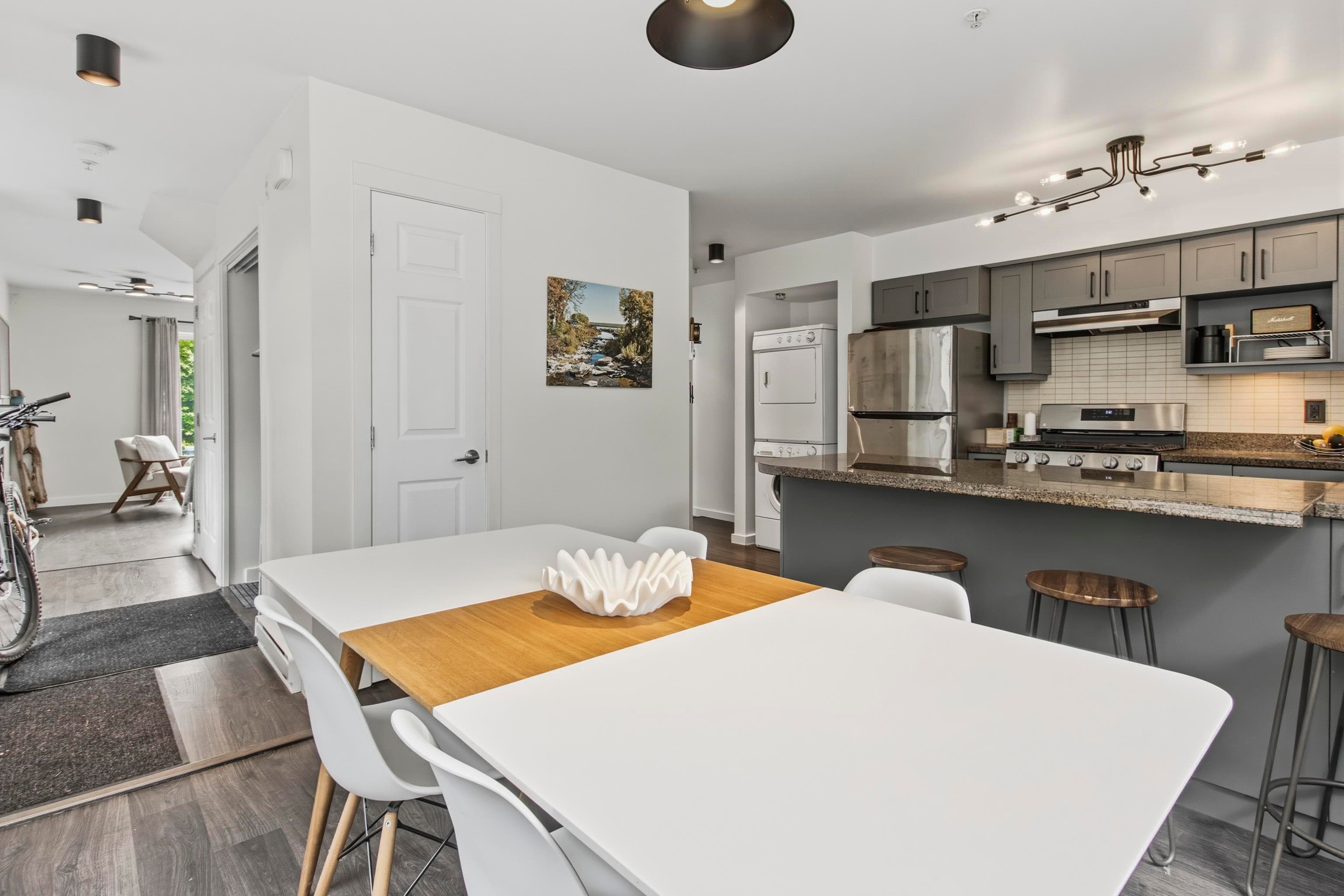 20 - 1204 Main Street, Squamish, V8B 0S3 — photo 3