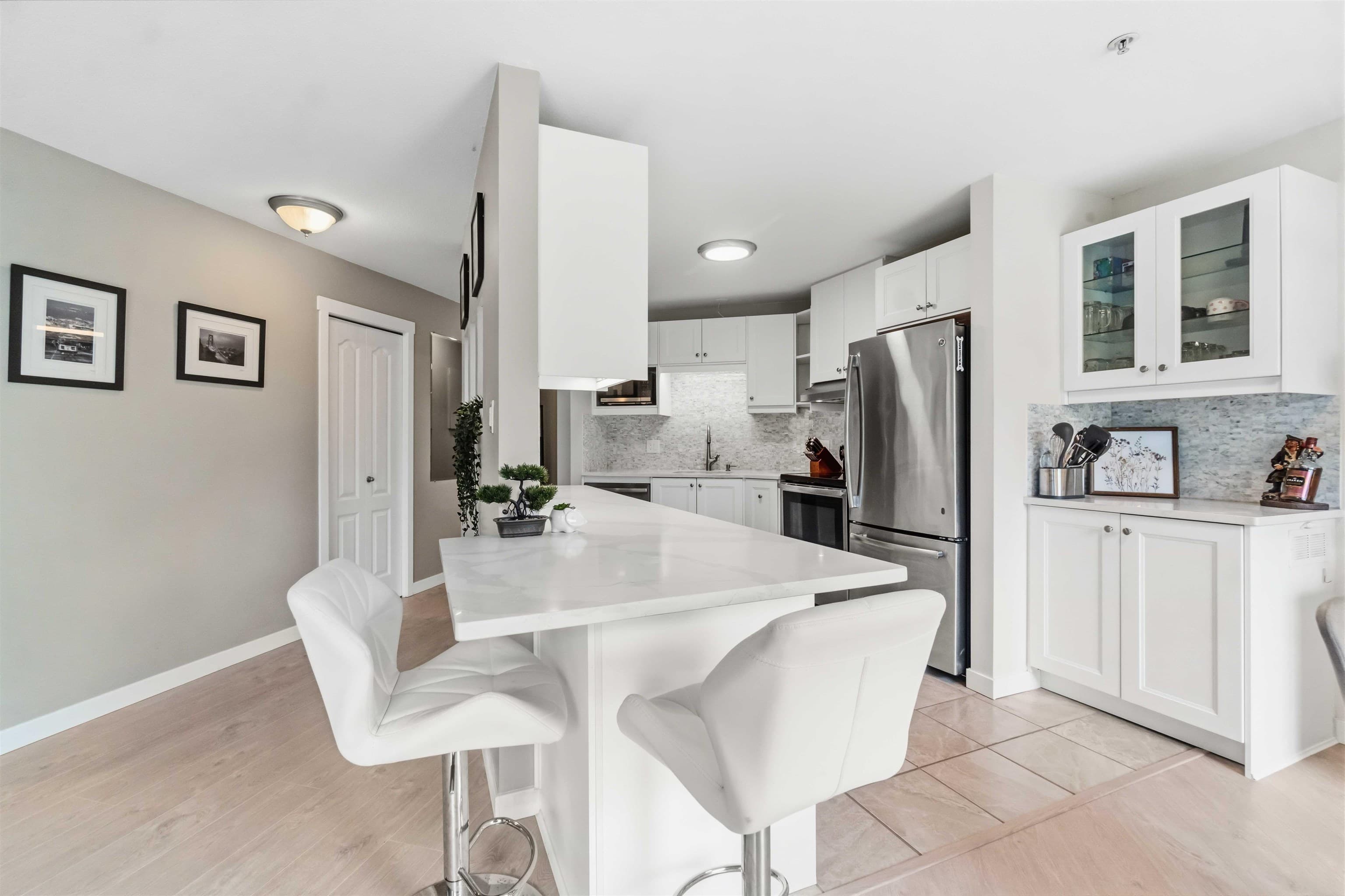 408 - 2551 Parkview Lane, Port Coquitlam, V3C 6J8 — photo 4