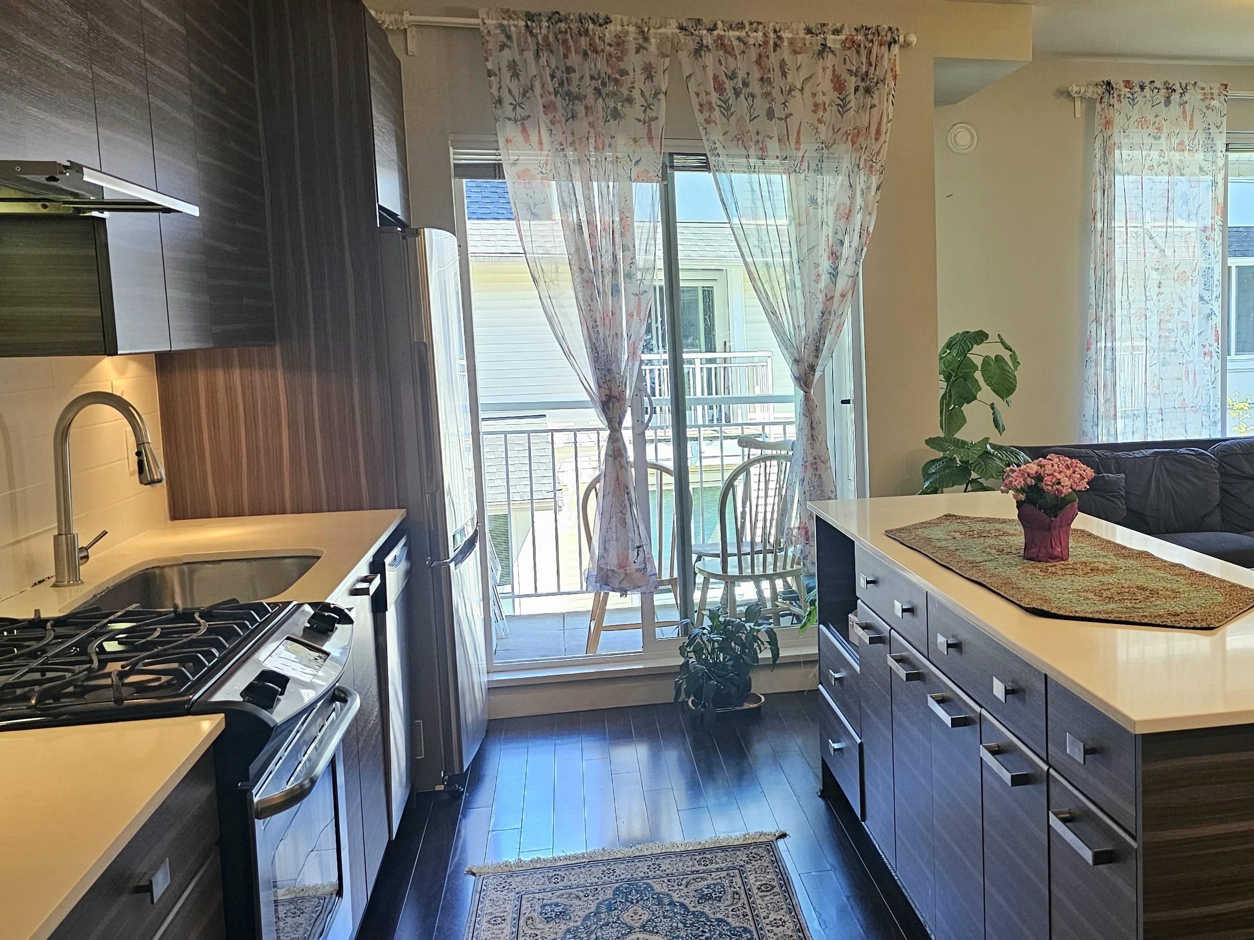47 - 6965 Hastings Street Street, Burnaby, V5B 4T8 — photo 4