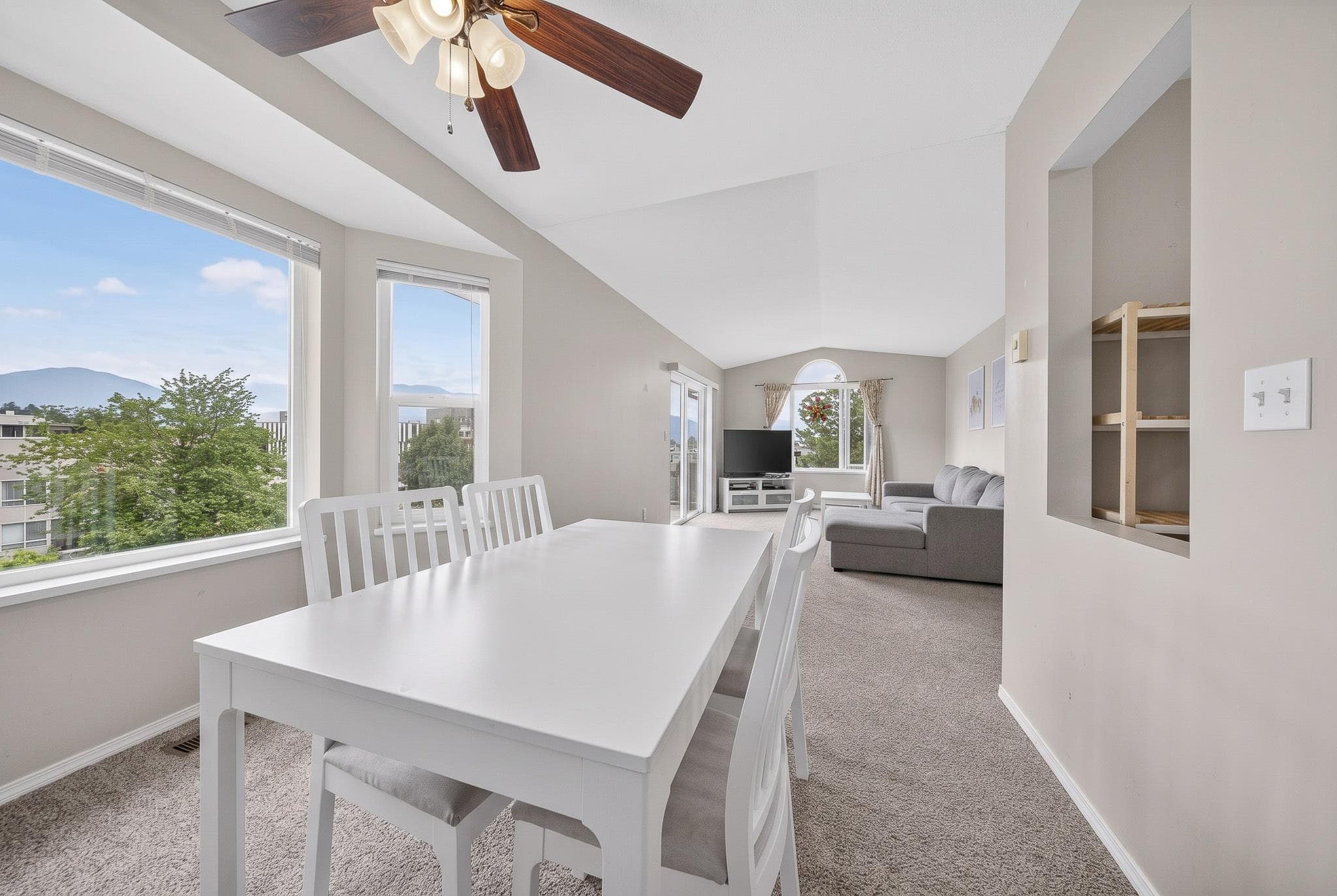 408 - 8537 Young Road, Chilliwack, V2P 4P2 — photo 2
