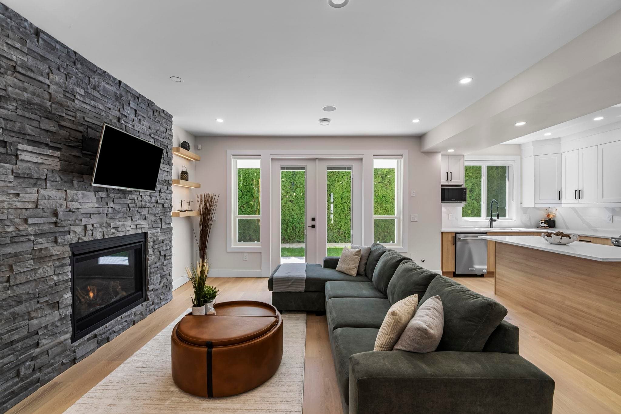 862 Willow Place, Harrison Hot Springs