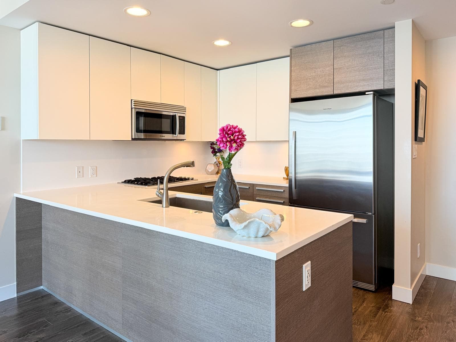 3205 - 2008 Rosser Avenue, Burnaby, V5C 0H8 — photo 2