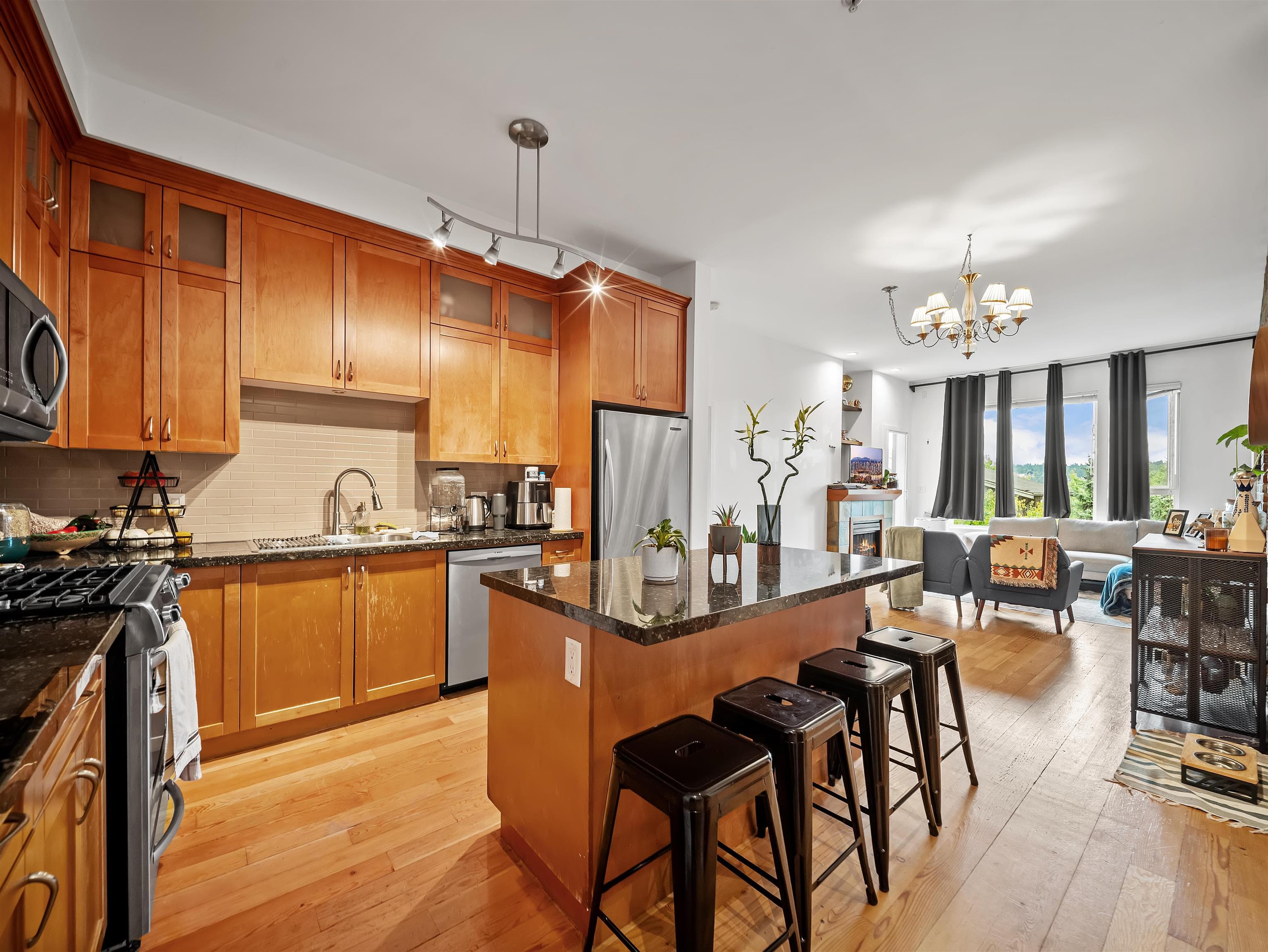 308 - 250 Salter Street, New Westminster, V3M 0B7 — photo 1