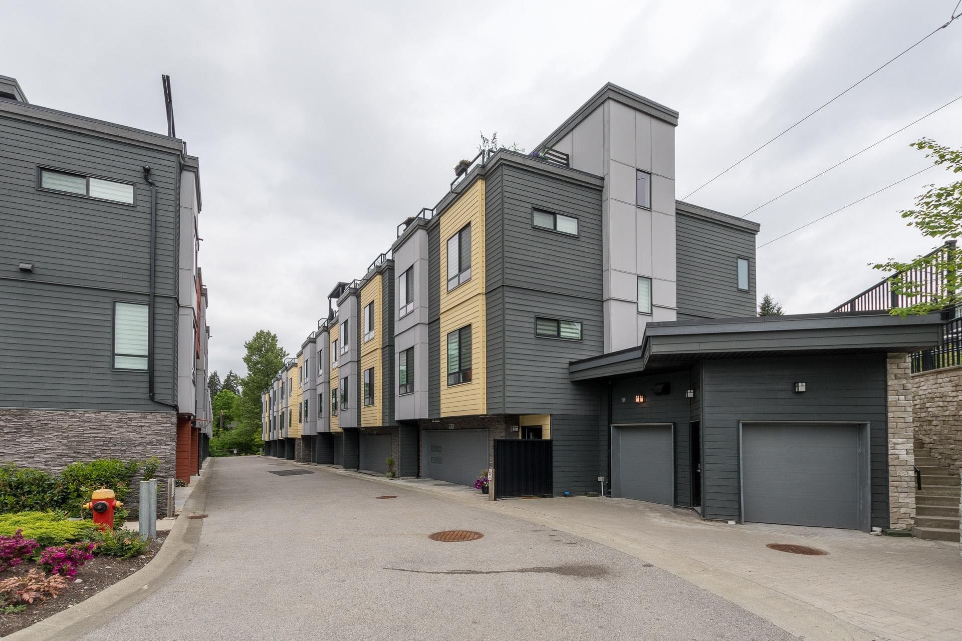 102 - 3503 Gislason Avenue, Coquitlam, V3E 0T1 — photo 2