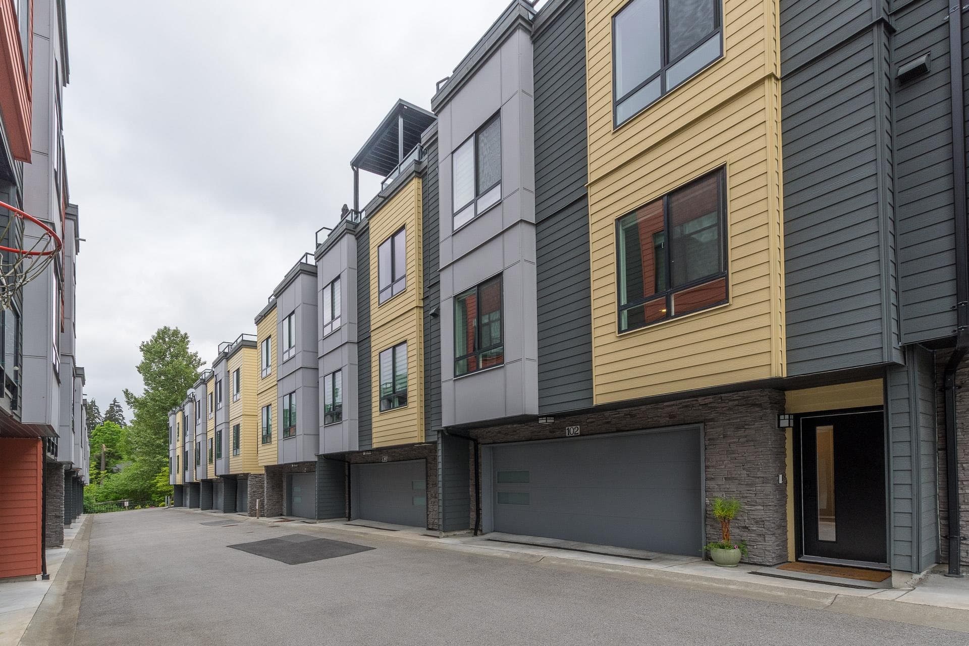 102 - 3503 Gislason Avenue, Coquitlam, V3E 0T1 — photo 3