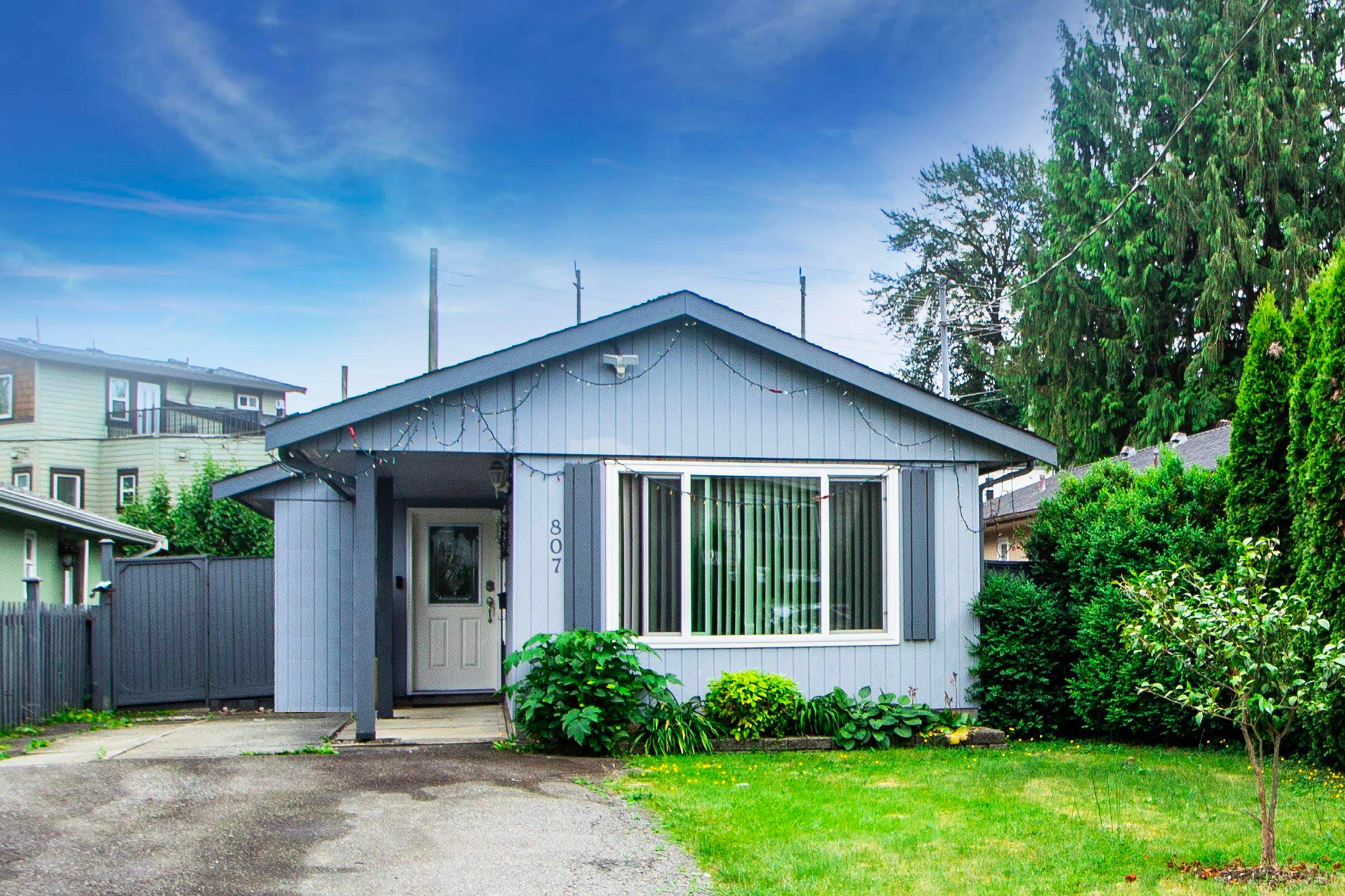 807 Greene Street, Coquitlam, V3C 2B9 — photo 2