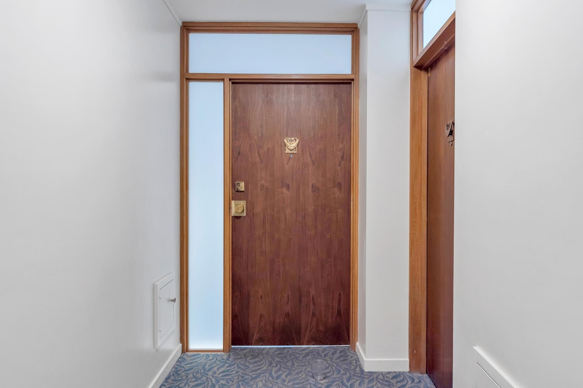 101 - 2135 Argyle Avenue, West Vancouver, V7V 1A5 — photo 5