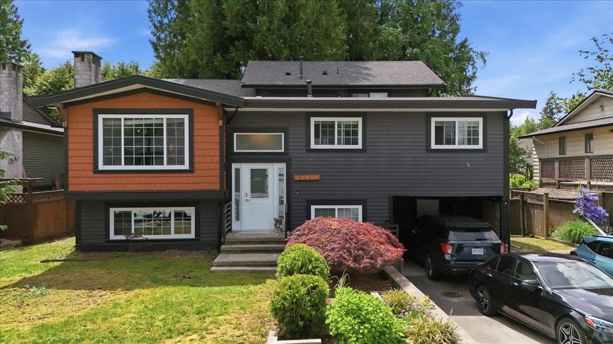 20838 117 Avenue, Maple Ridge, V2X 7S8 — photo 1