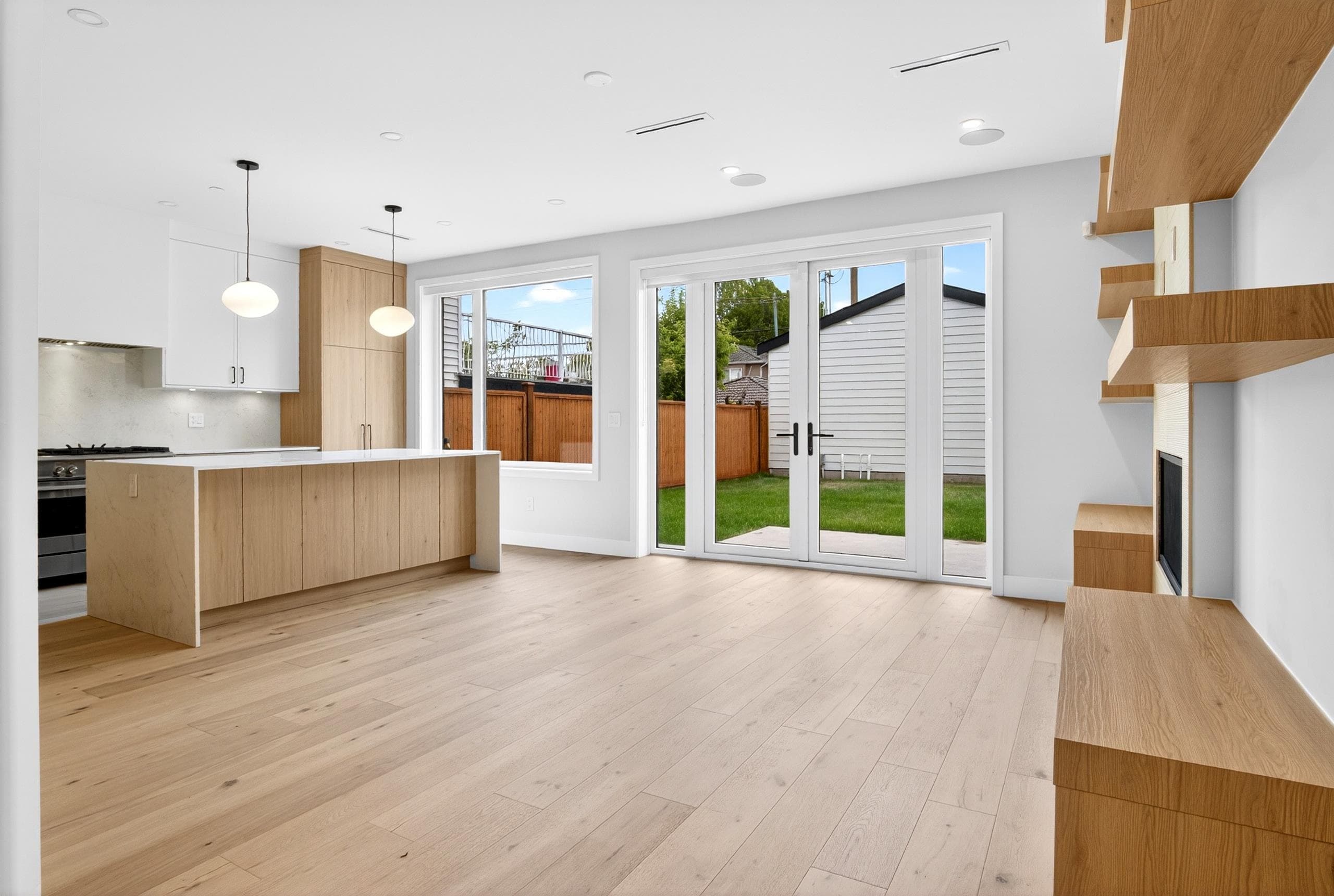 2 - 2741 E 7th Avenue, Vancouver, V5M 1T8 — photo 4