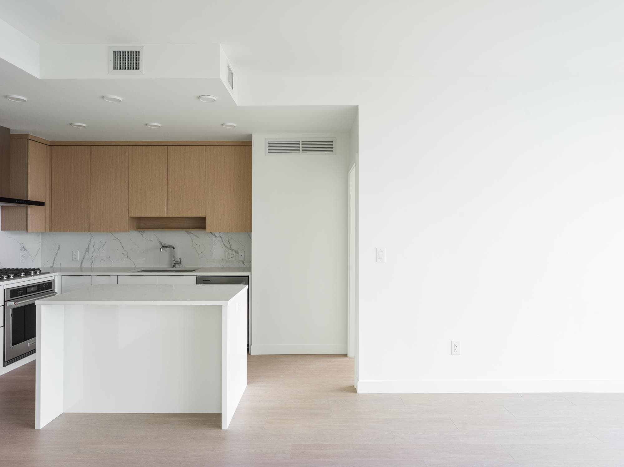 2108 - 699 Whiting Way, Coquitlam, V3J 0N7 — photo 4