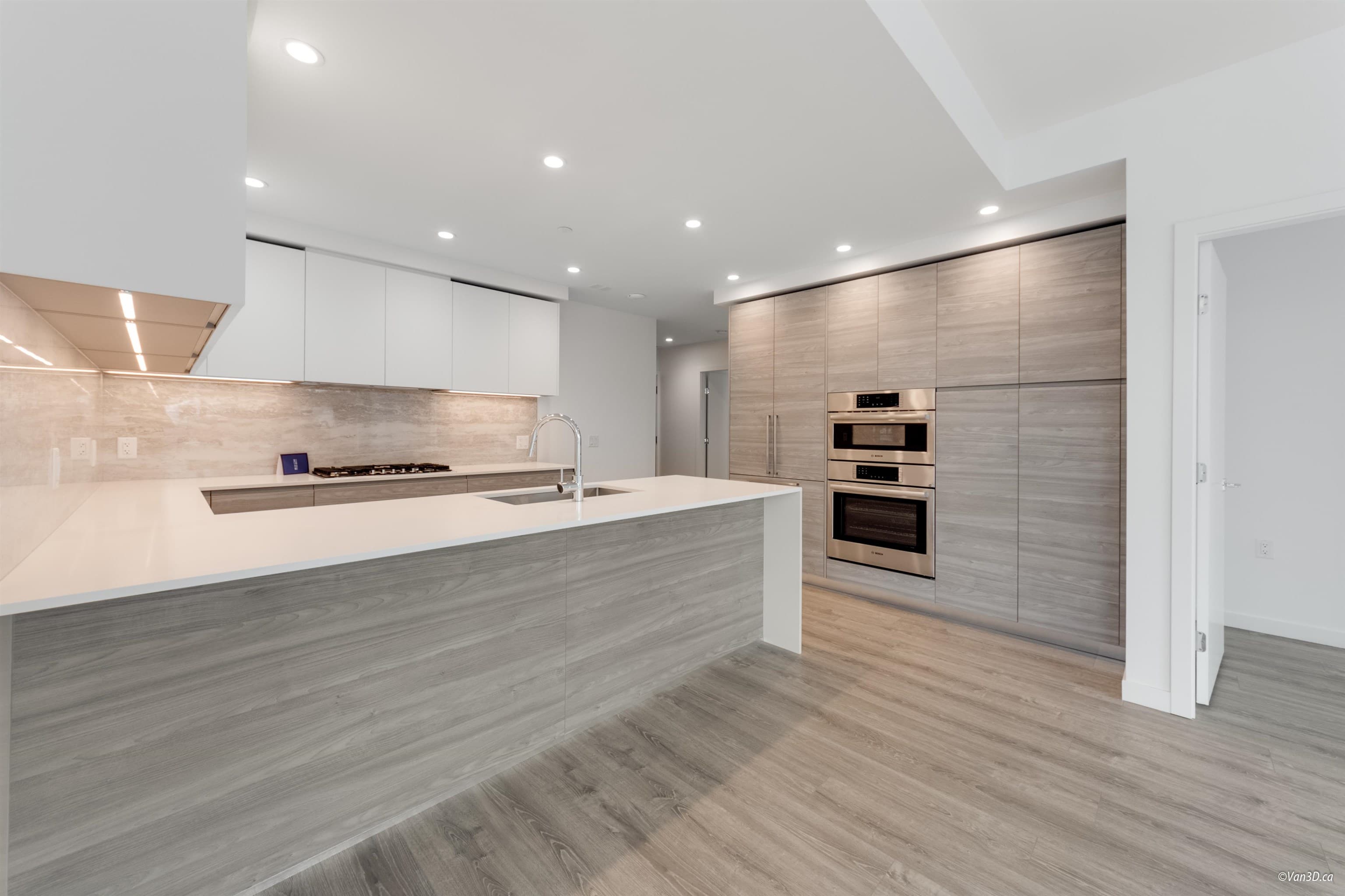 703 - 660 Quayside Drive, New Westminster, V3M 0P1 — photo 3