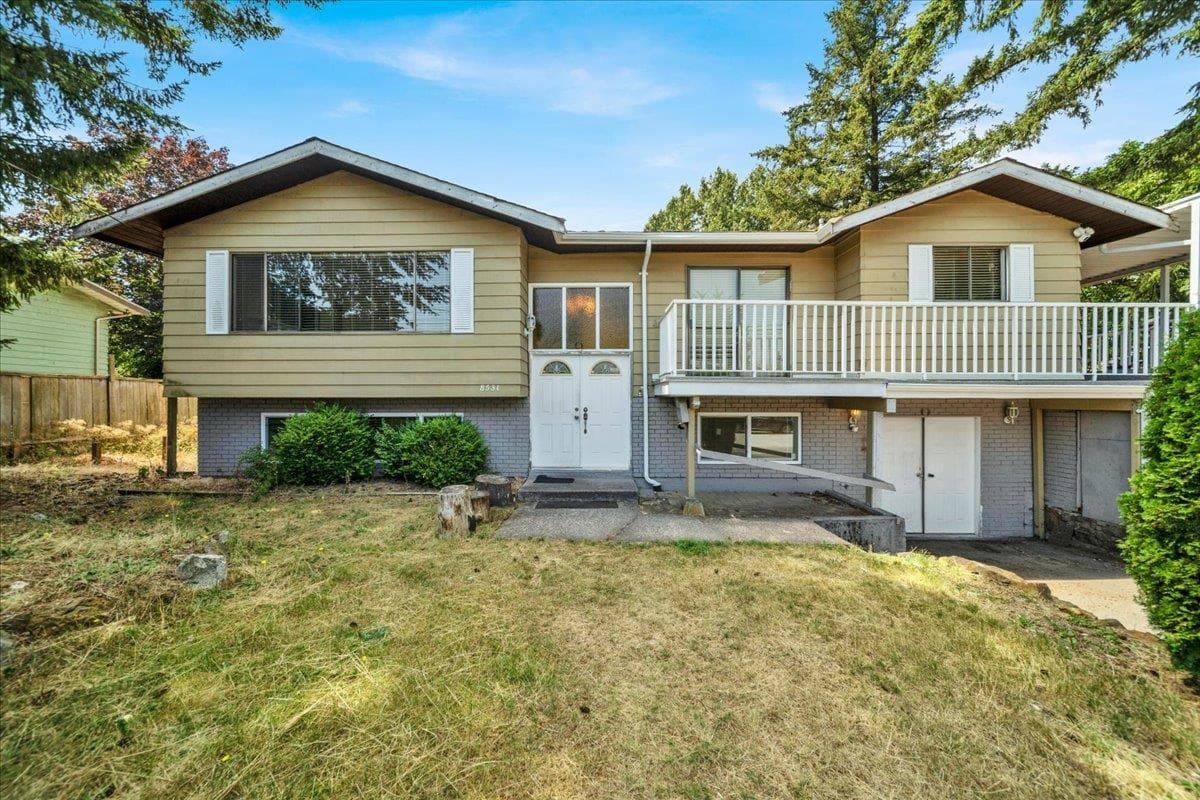 8531 116a Street, Delta, V4C 5Z5 — photo 1