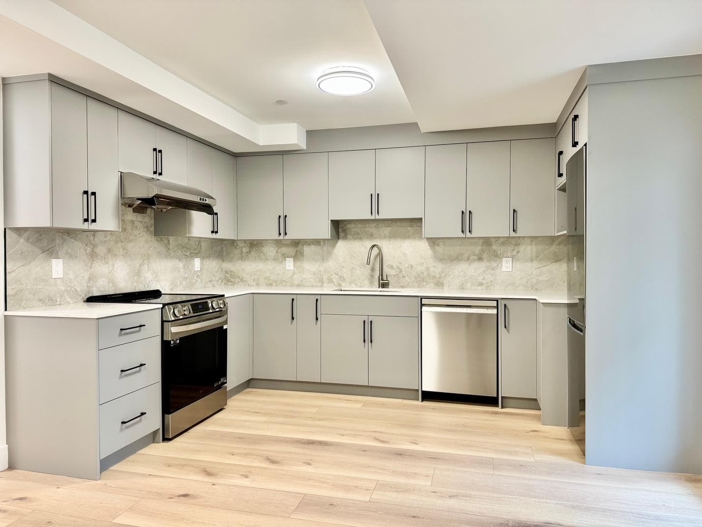 X - 1XX6 Nassau Drive, Vancouver, V5P 2B5 — photo 5