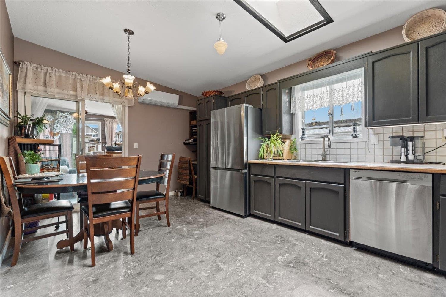 64 - 9055 Ashwell Road, Chilliwack, V2P 7S6 — photo 4