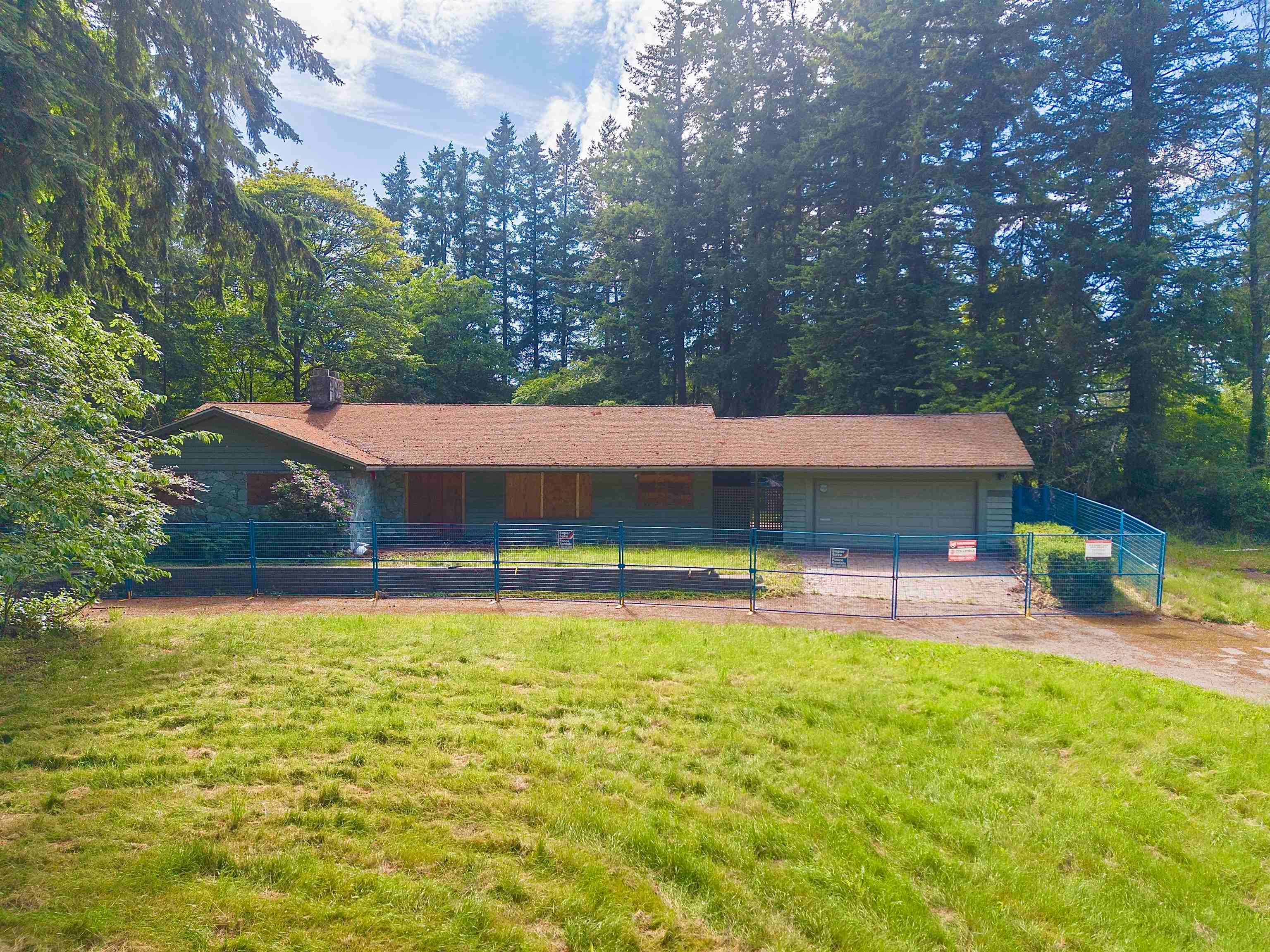 2451 141 Street, Surrey, V4P 2E5 — photo 1