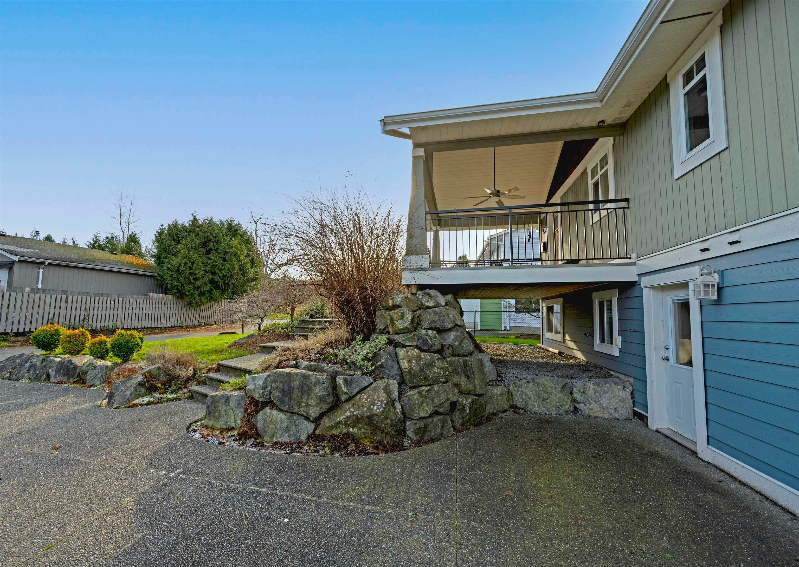 4768 200 Street, Langley, V3A 6C5 — photo 2