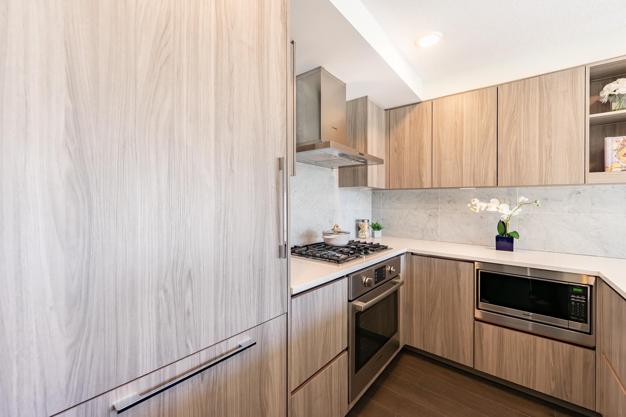 601 - 8800 Hazelbridge Way, Richmond, V6X 0S3 — photo 4