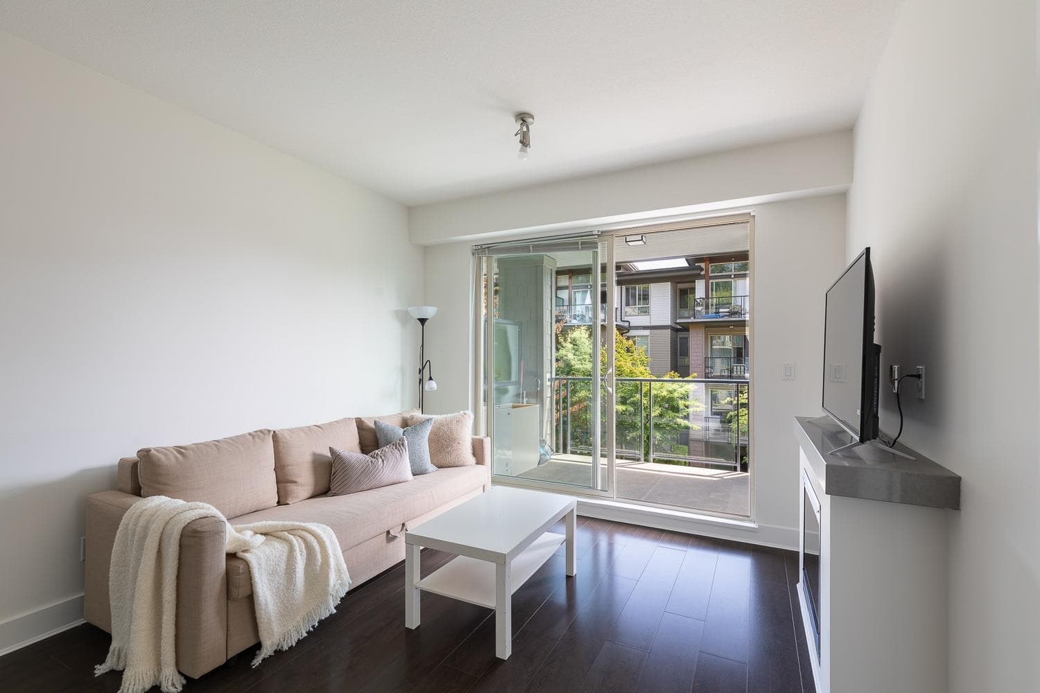 314 - 7418 Byrnepark Walk, Burnaby, V3N 0B3 — photo 5