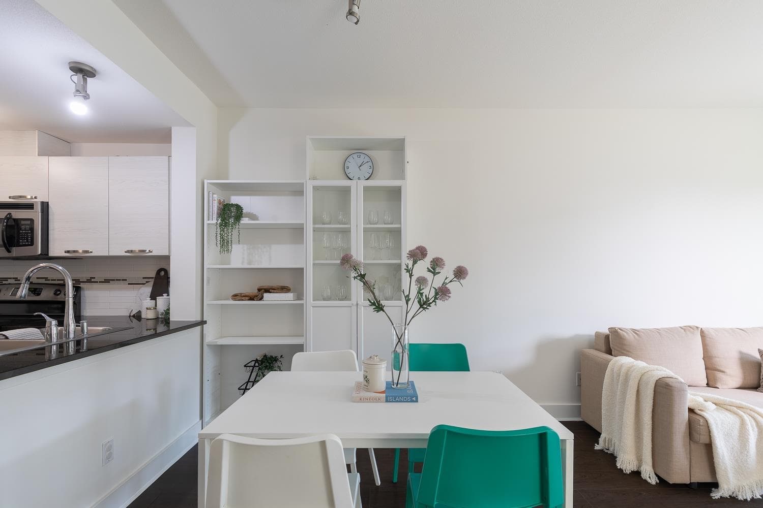 314 - 7418 Byrnepark Walk, Burnaby, V3N 0B3 — photo 4