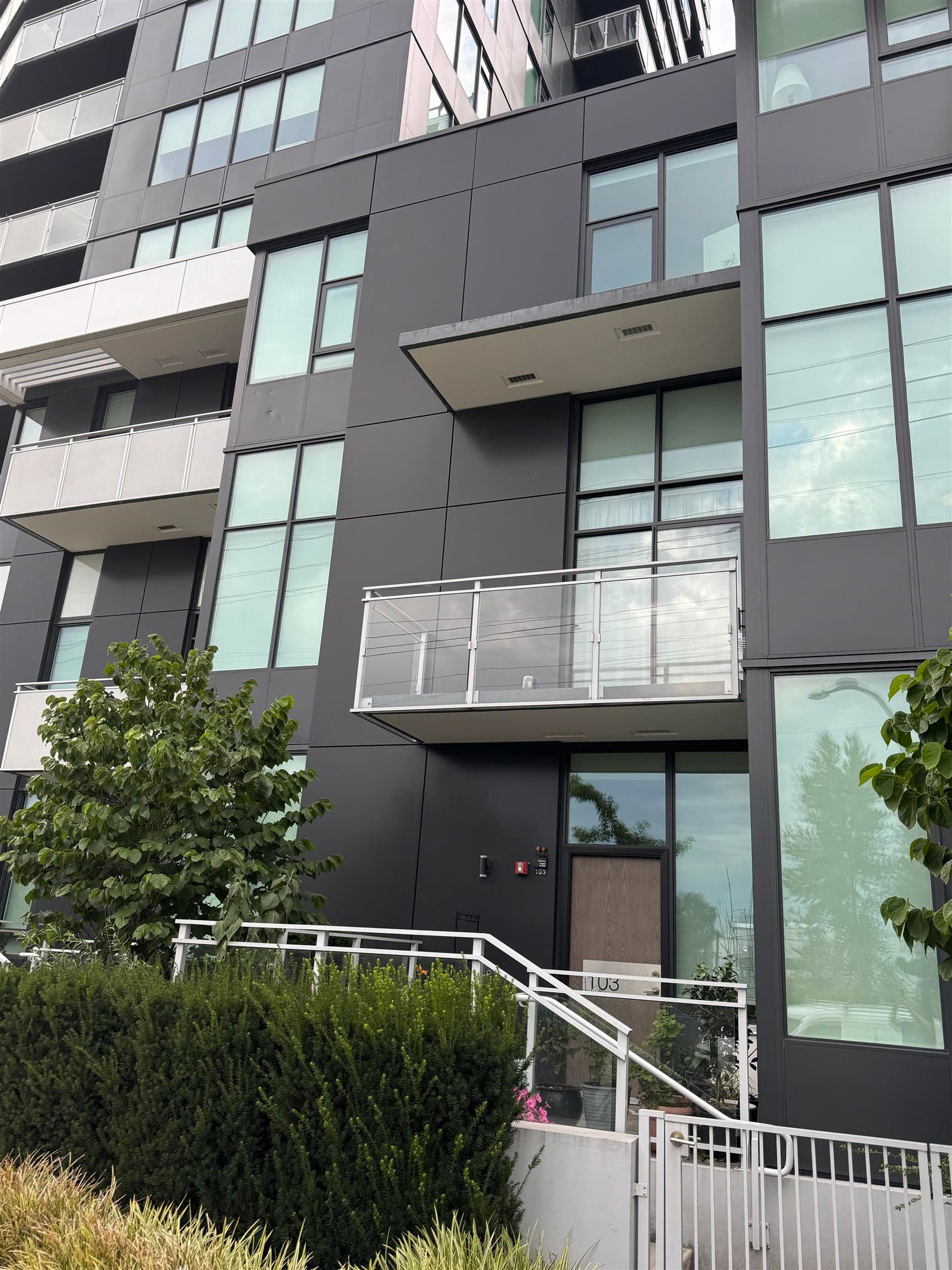 103 - 4433 Alaska Street, Burnaby, V5C 5T3 — photo 2