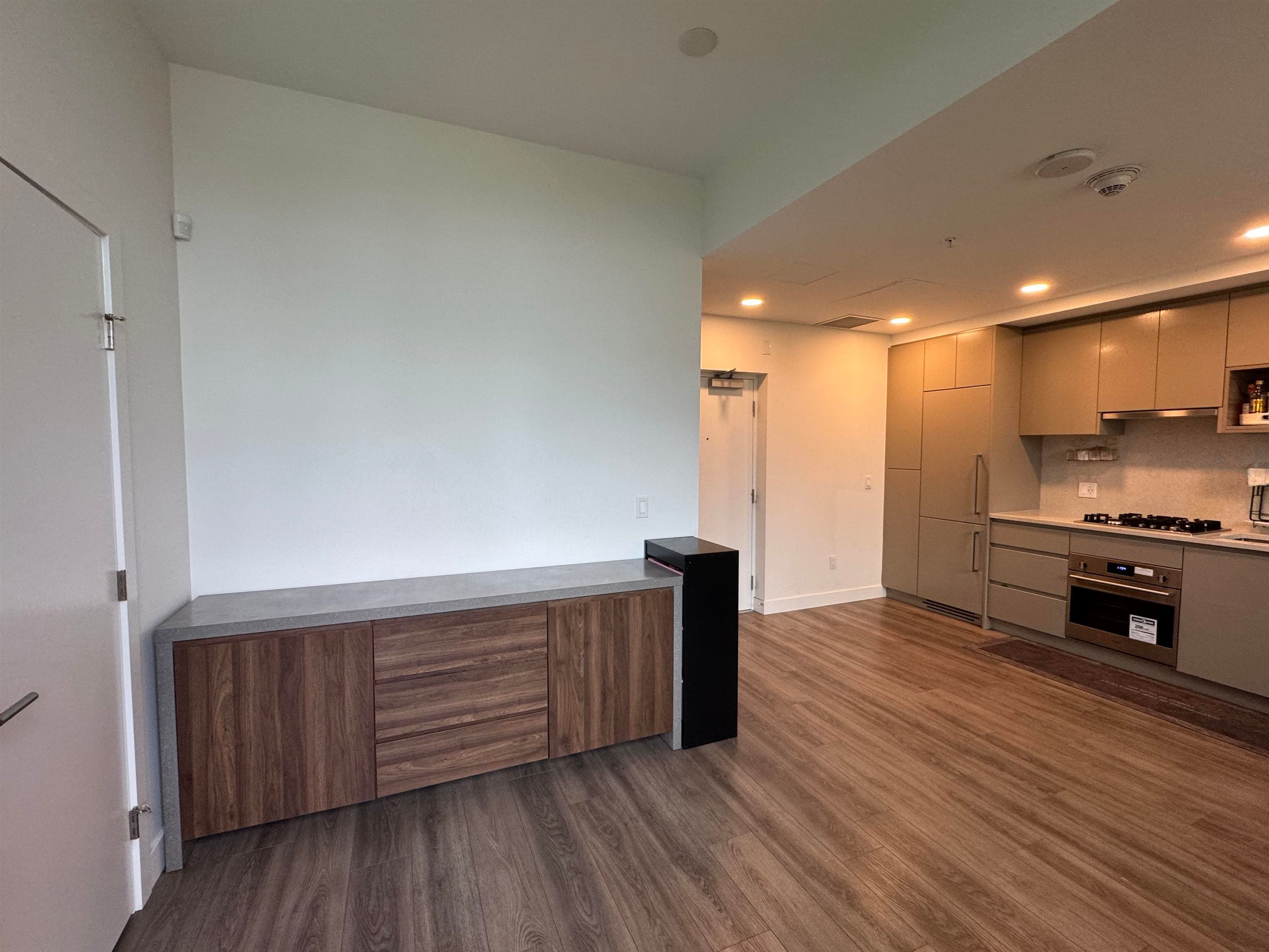 103 - 4433 Alaska Street, Burnaby, V5C 5T3 — photo 4