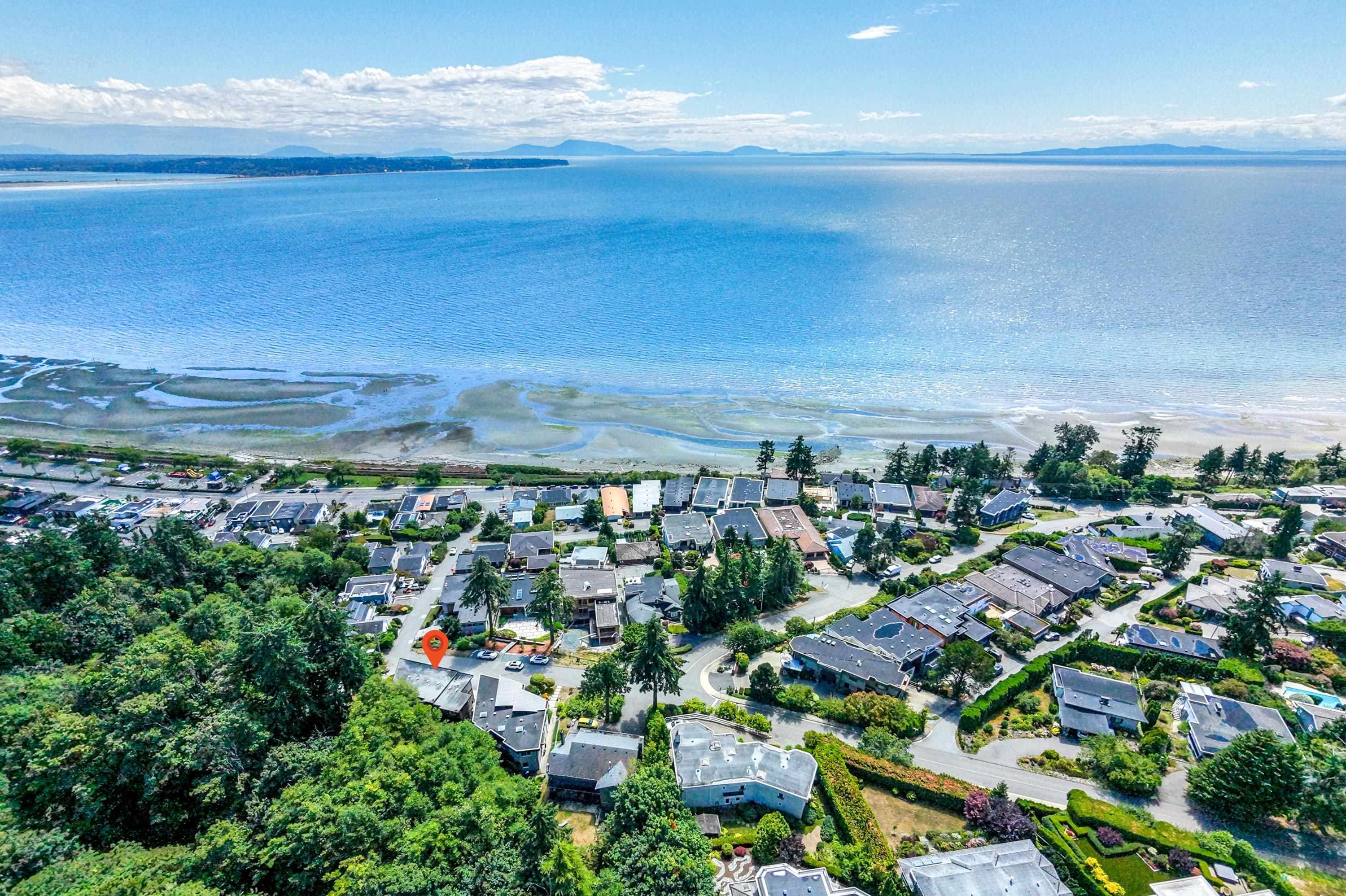 14533 Magdalen Avenue, White Rock, V4B 2X5 — photo 4