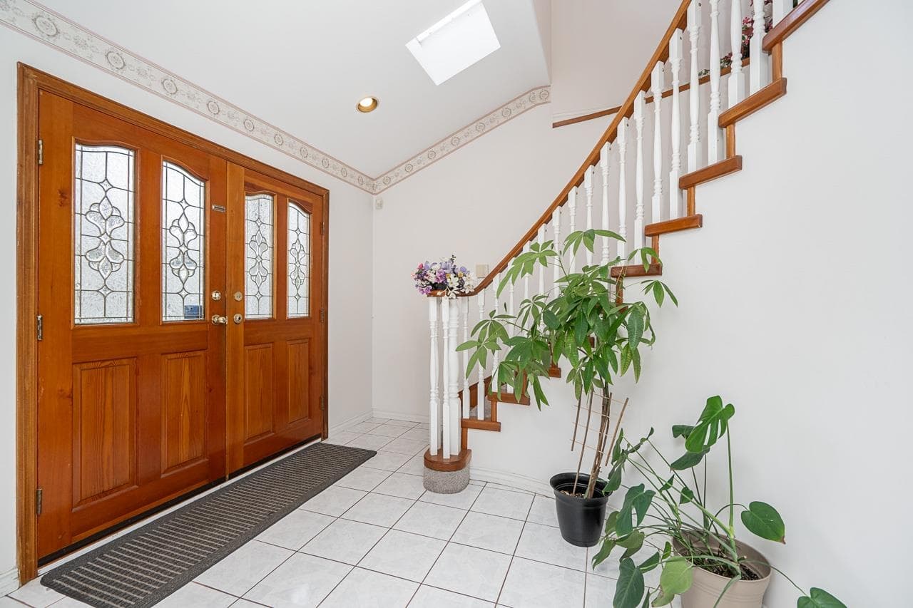 726 E 56th Avenue, Vancouver, V5X 1R9 — photo 2