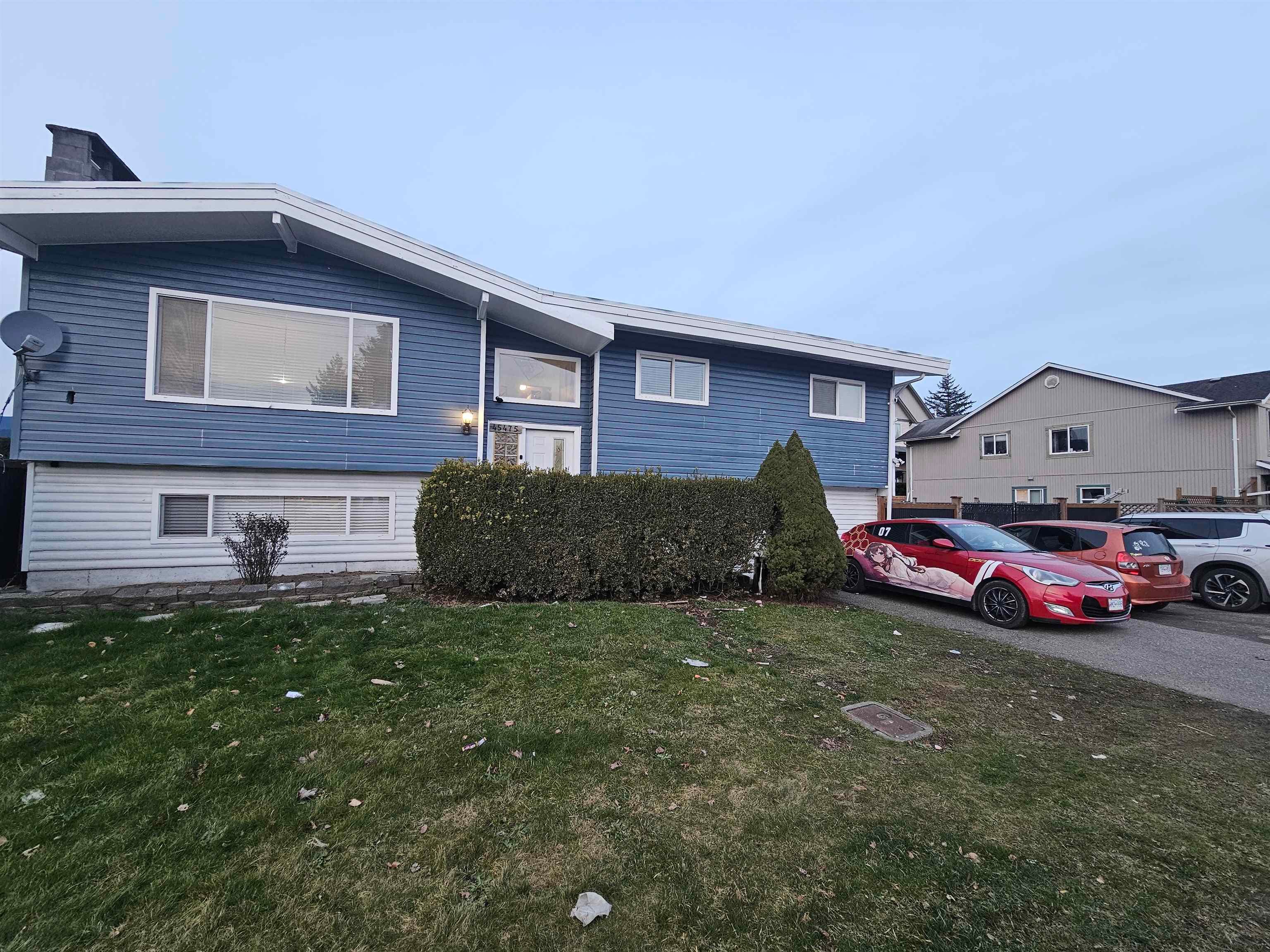 45475 Bernard Avenue, Chilliwack, V2P 1H6 — photo 1