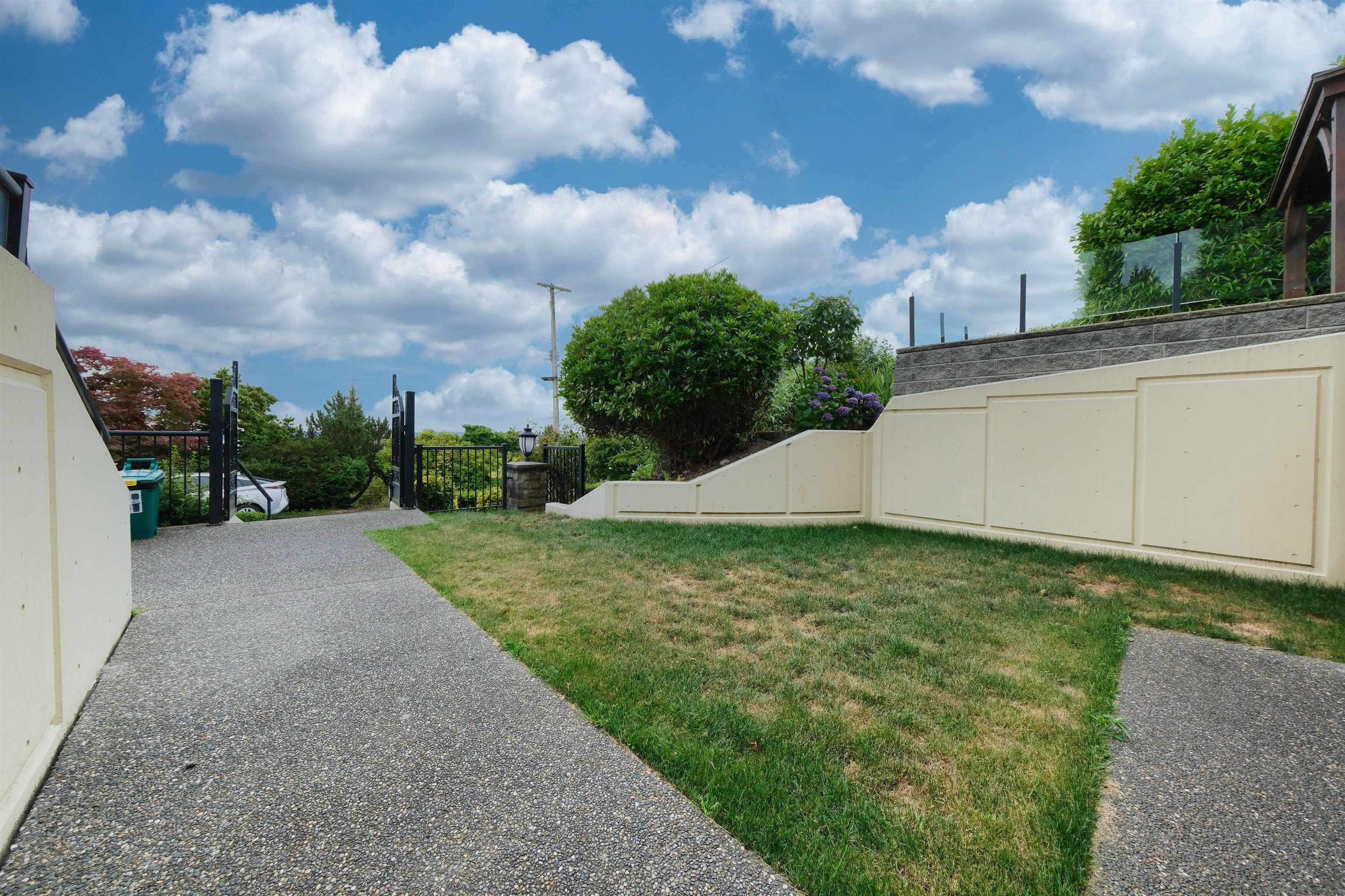 BASEMENT - 2195 Palmerston Avenue, West Vancouver, V7V 2V7 — photo 2