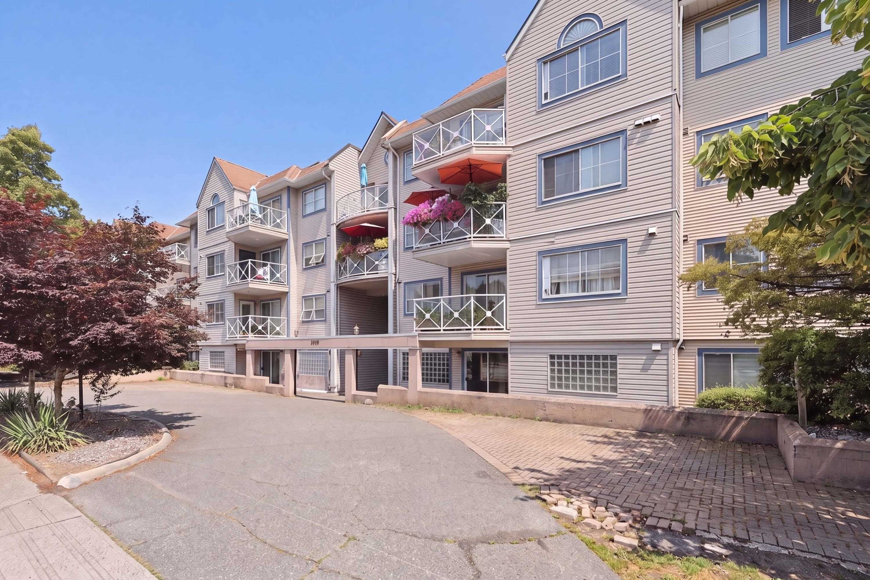 202 - 12101 80 Avenue, Surrey, V3W 5V6 — photo 2