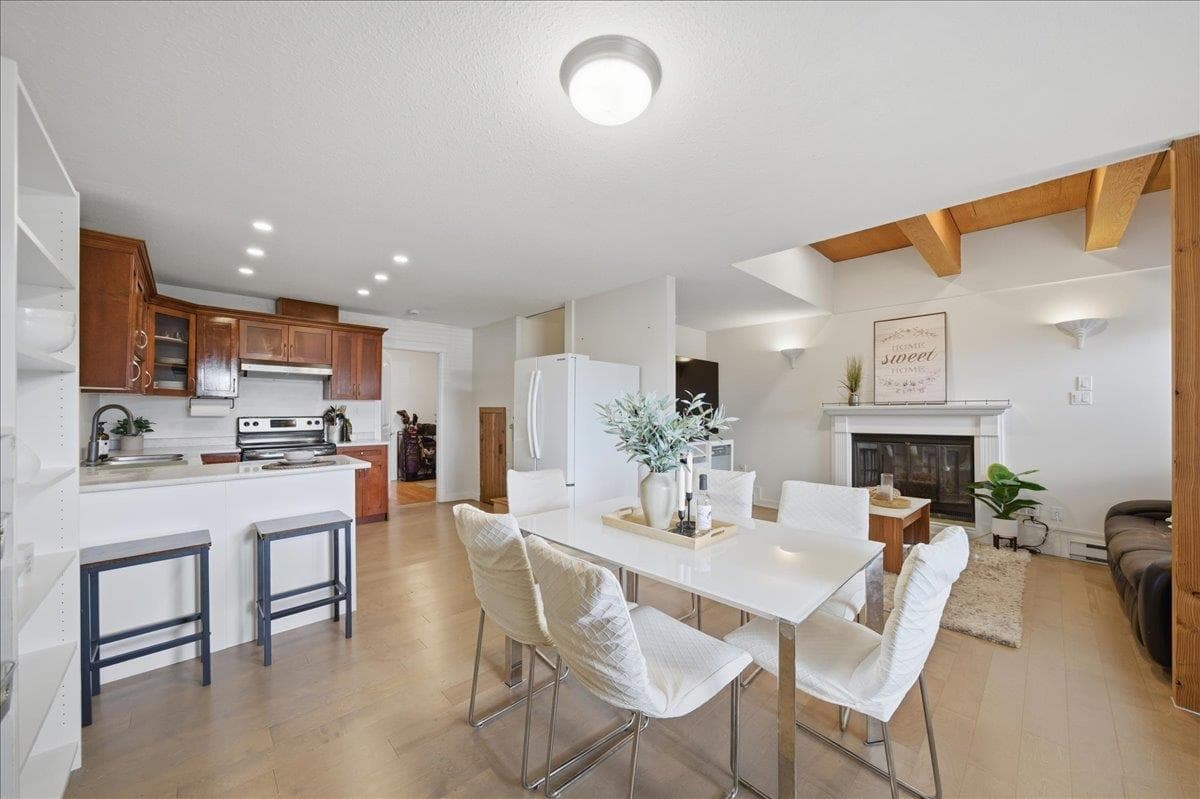 7694 Buller Avenue, Burnaby, V5J 4S9 — photo 3