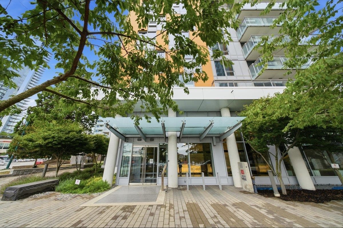 1806 - 455 SW Marine Drive, Vancouver, V5X 0H3 — photo 2