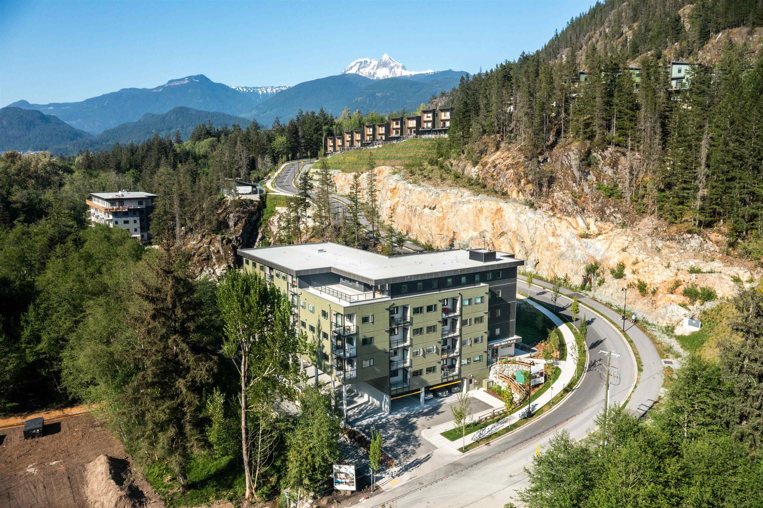 407 - 39180 Finch Place, Squamish