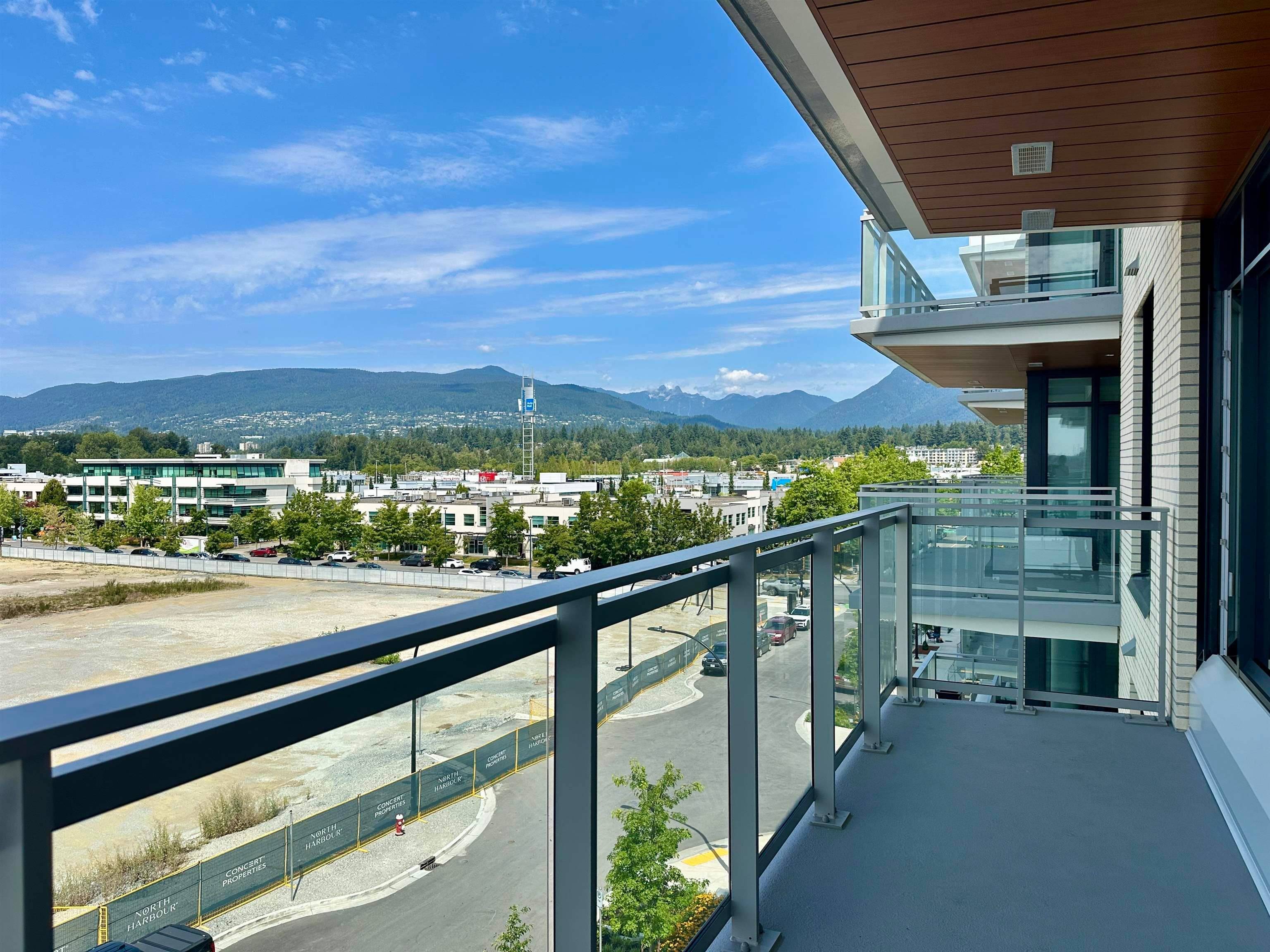 510 - 785 Harbour Way, North Vancouver, V7P 0G3 — photo 5