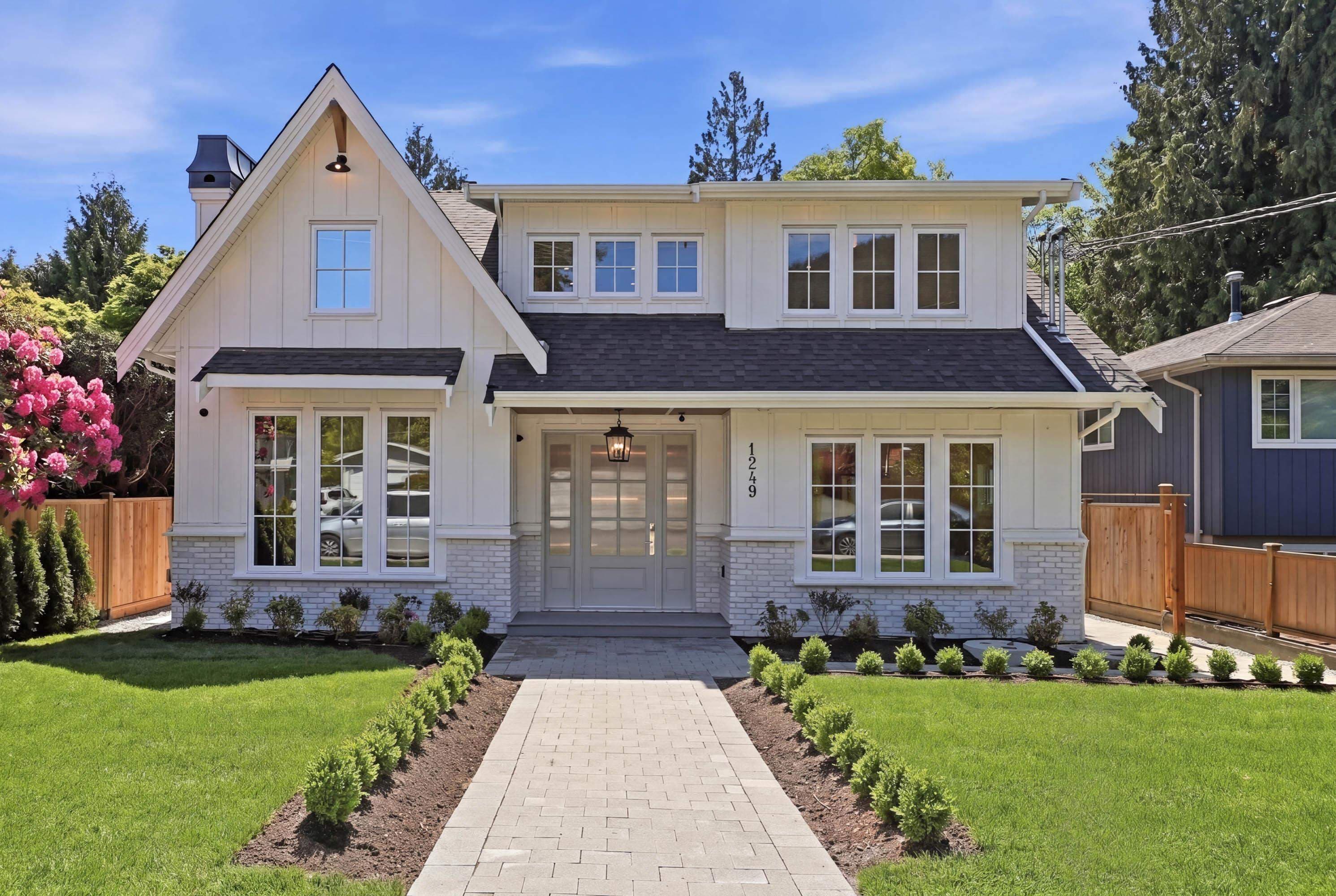 1249 Frederick Road, North Vancouver