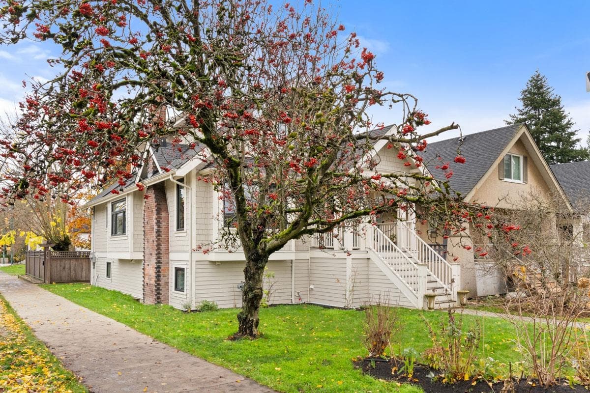 3095 W 5th Avenue, Vancouver, V6K 1T8 — photo 2