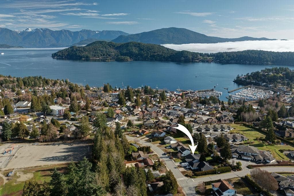 813 O'shea Road, Gibsons, V0N 1V8 — photo 5