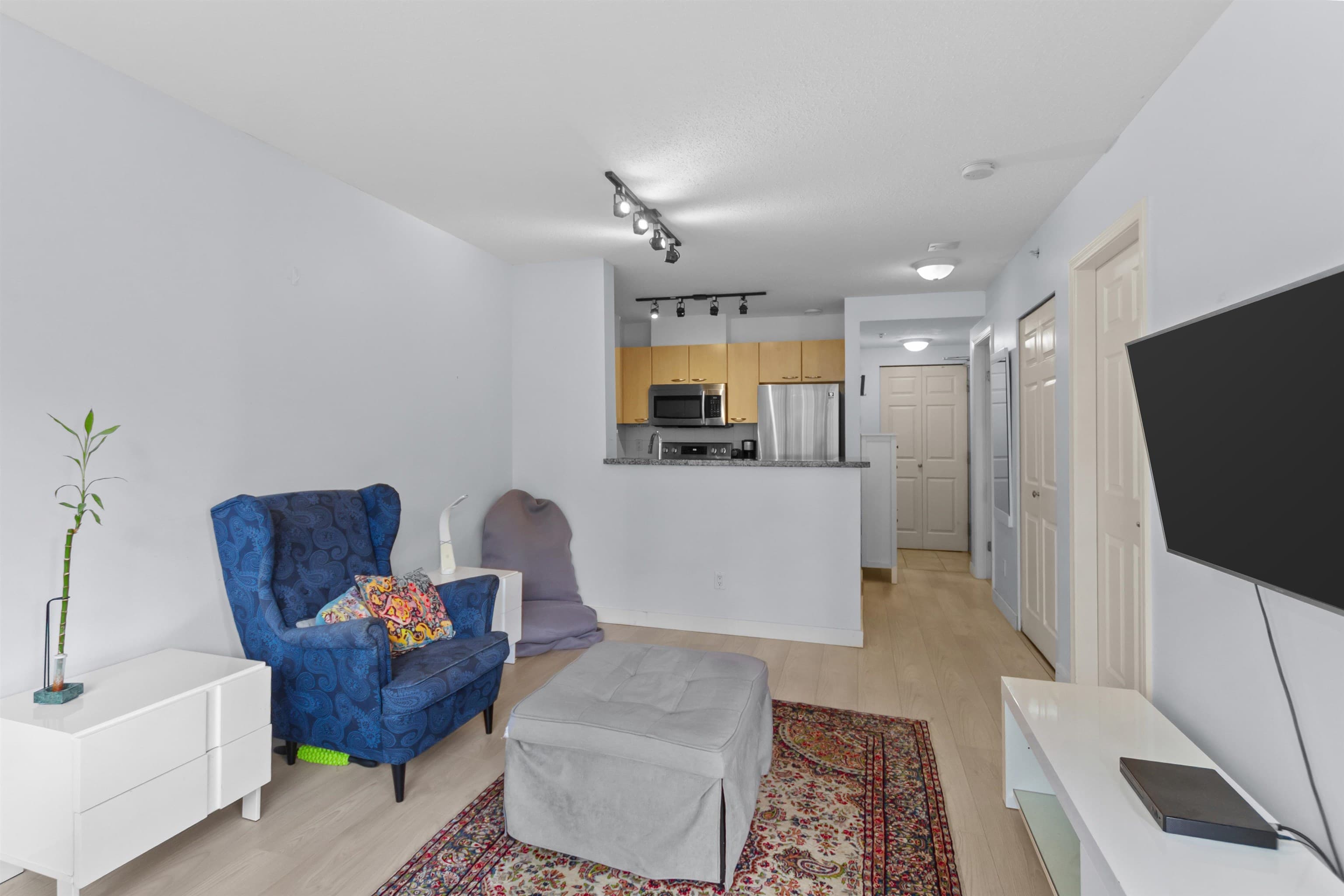 1401 - 1420 W Georgia Street, Vancouver, V6G 3K4 — photo 5