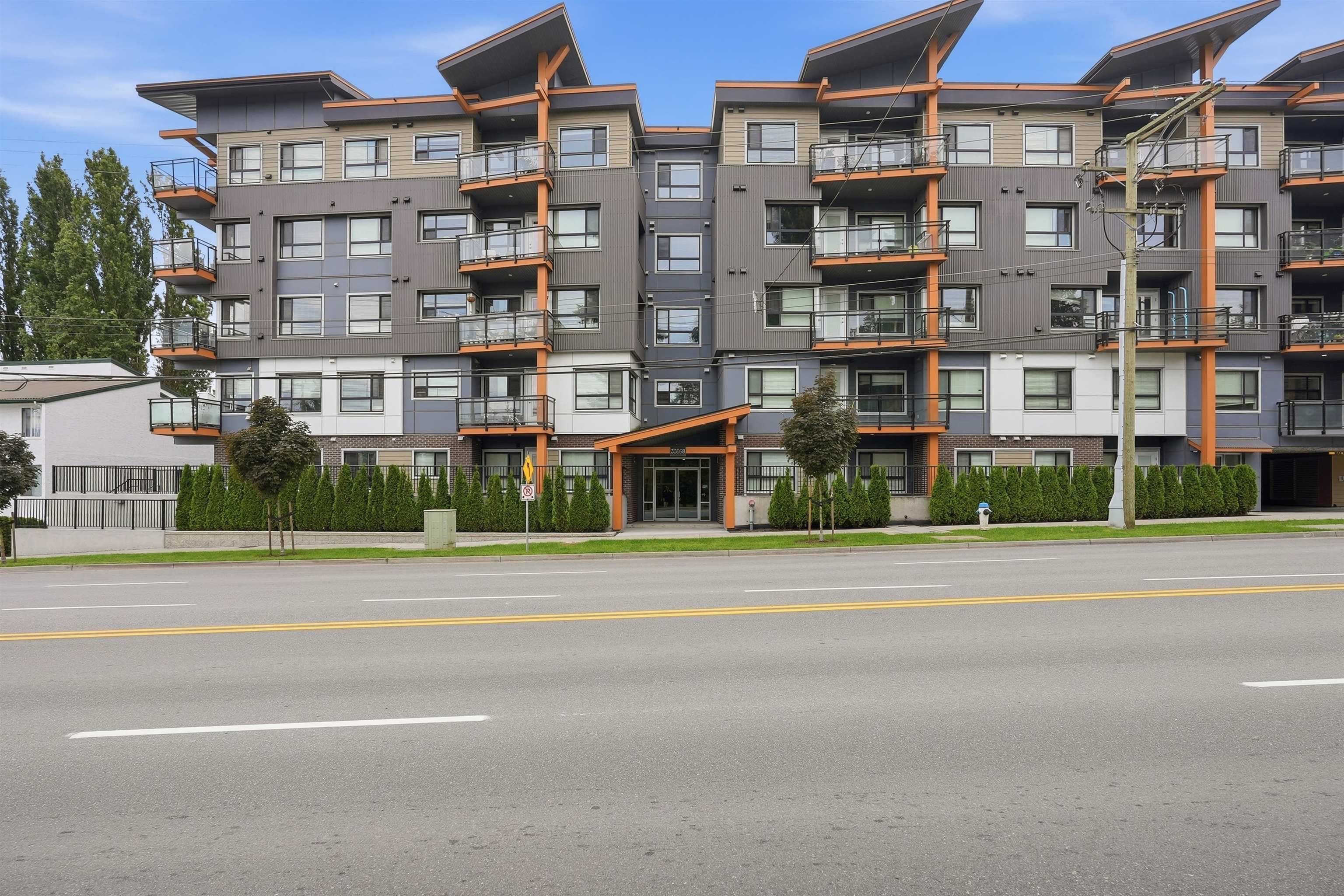 302 - 33568 George Ferguson Way, Abbotsford, V2S 0M3 — photo 1