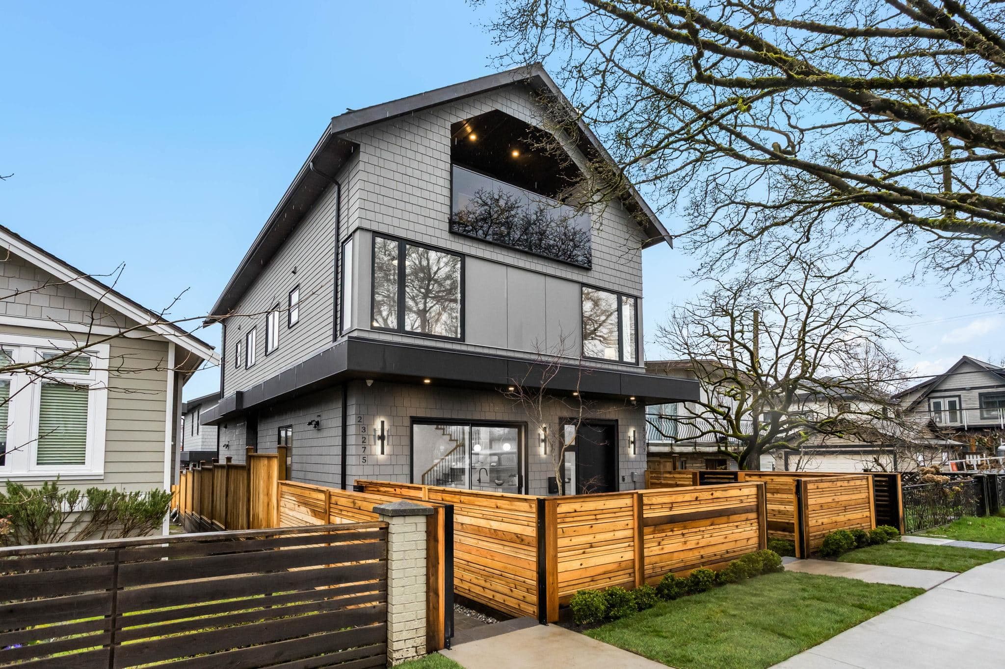 2 - 3275 Graveley Street, Vancouver, V5K 3K8 — photo 2