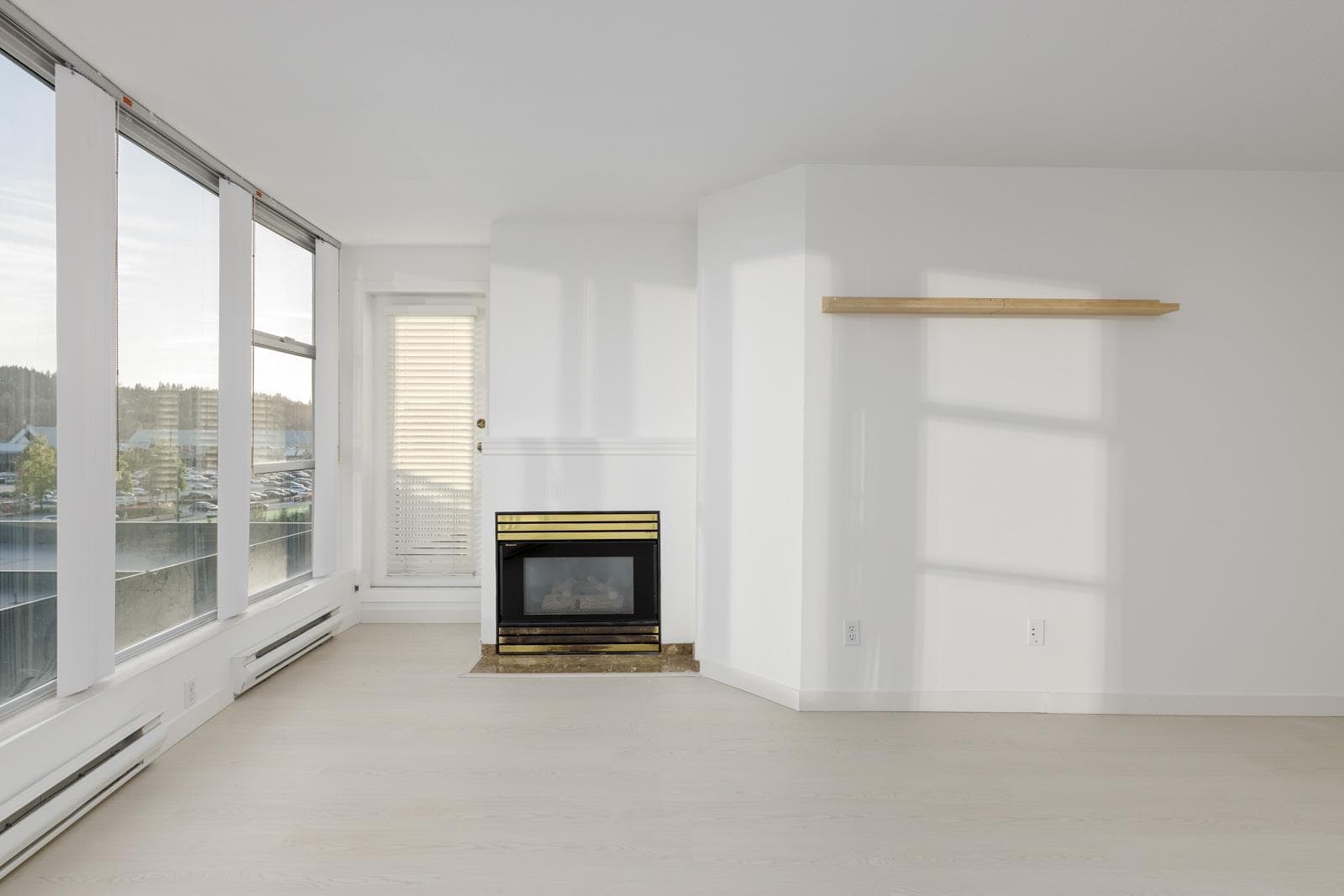 305 - 1180 Pinetree Way, Coquitlam, V3B 7L2 — photo 2