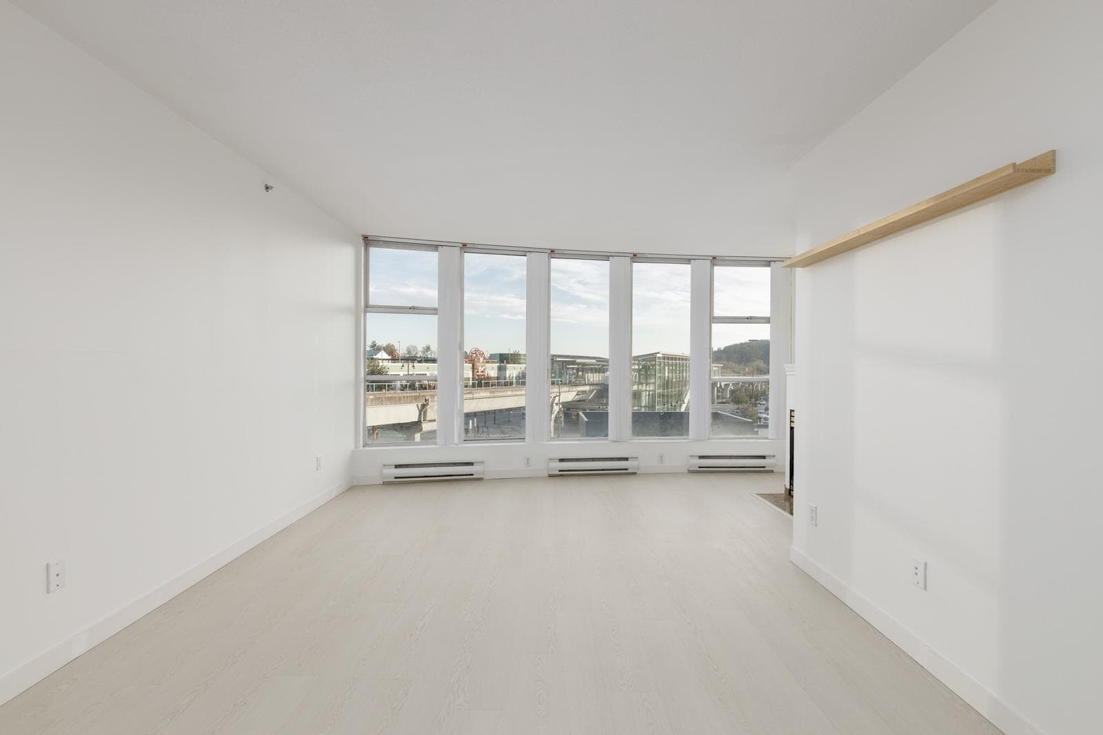 305 - 1180 Pinetree Way, Coquitlam
